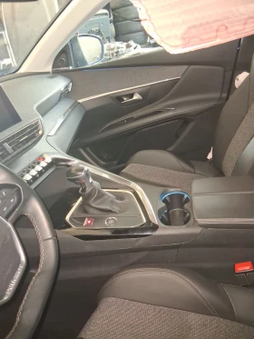 Peugeot 3008 1.2I ALLURE | Mobile.bg    14