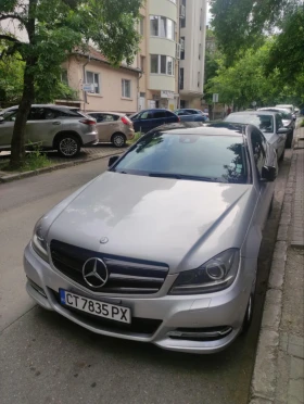 Mercedes-Benz C 220, снимка 16