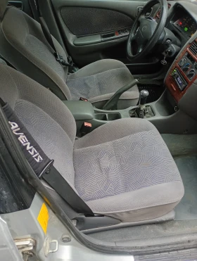 Toyota Avensis 2.0 Diesel Климатик  - 1100 € / 2151.41 лв. - 12775211 7