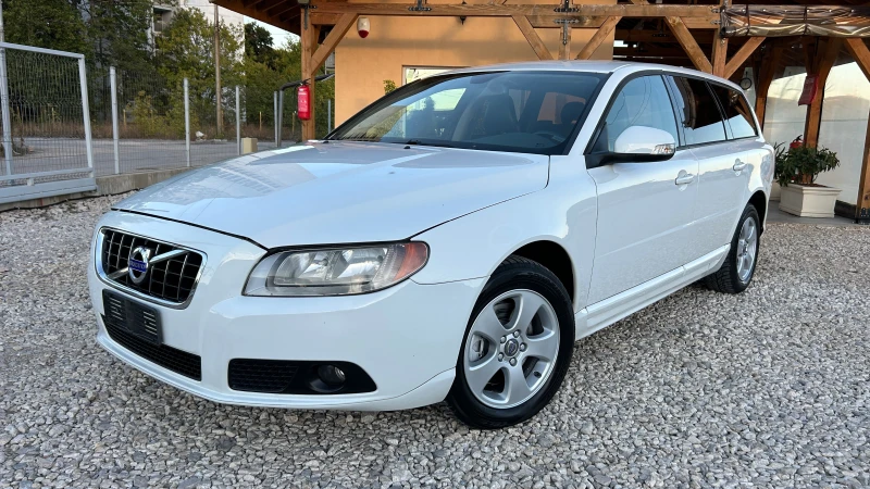 Volvo V70 2.0D-136к.с.-ВНОС ИТАЛИЯ, снимка 2 - Автомобили и джипове - 47796615