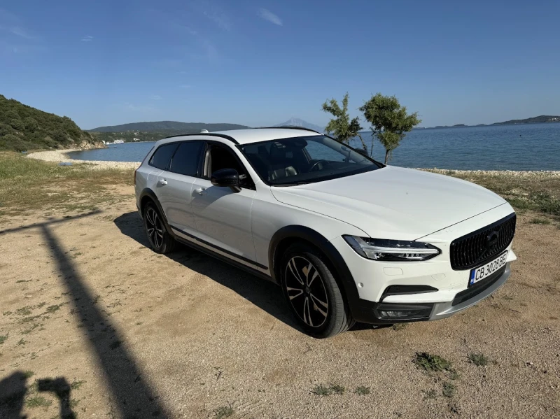 Volvo V90 Cross Country, снимка 1 - Автомобили и джипове - 49218868