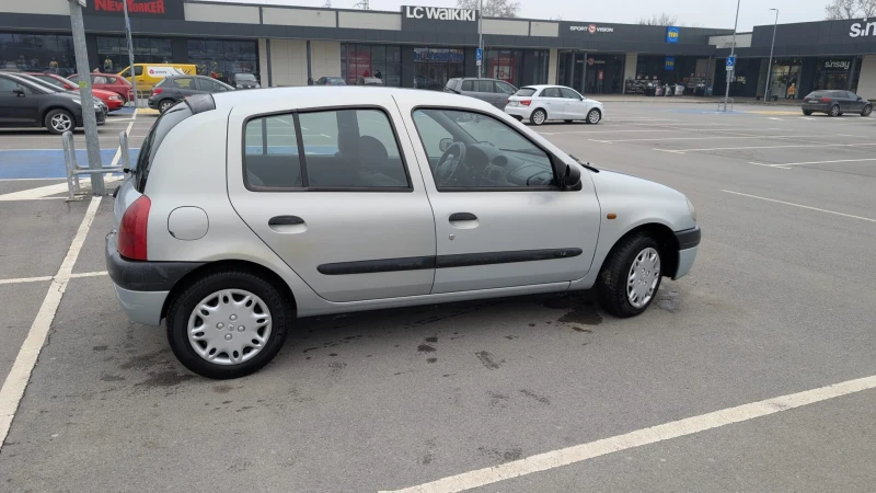 Renault Clio, снимка 3 - Автомобили и джипове - 49304328