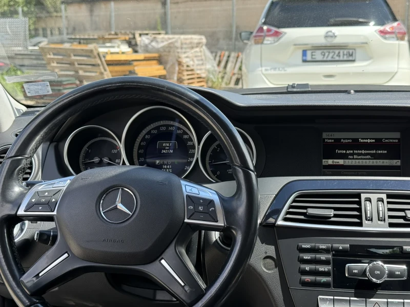 Mercedes-Benz C 200 2.2, снимка 9 - Автомобили и джипове - 51460516