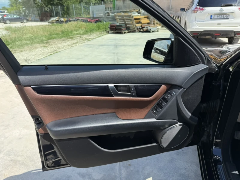 Mercedes-Benz C 200 2.2, снимка 6 - Автомобили и джипове - 51460516