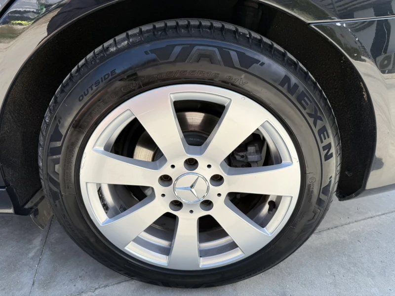 Mercedes-Benz C 200 2.2, снимка 10 - Автомобили и джипове - 51460516