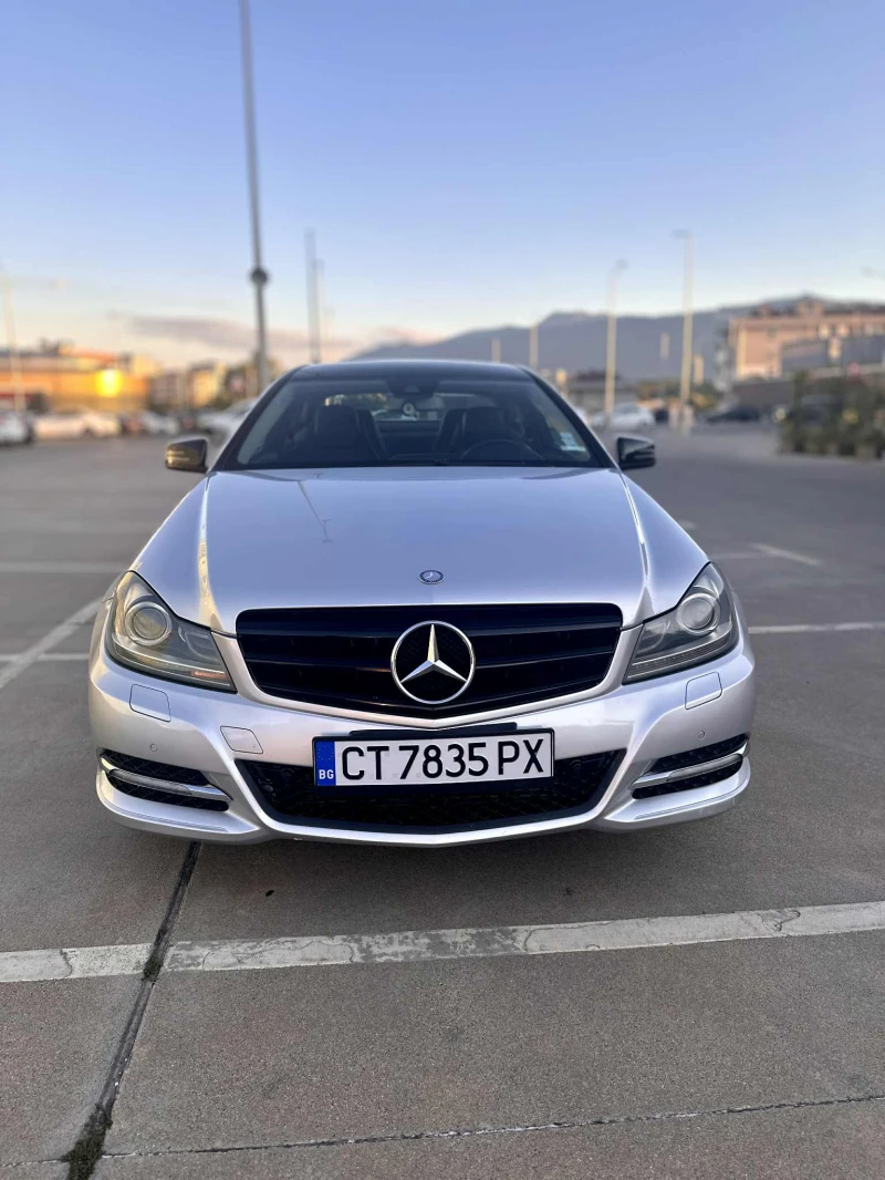 Mercedes-Benz C 220, снимка 7 - Автомобили и джипове - 52404614