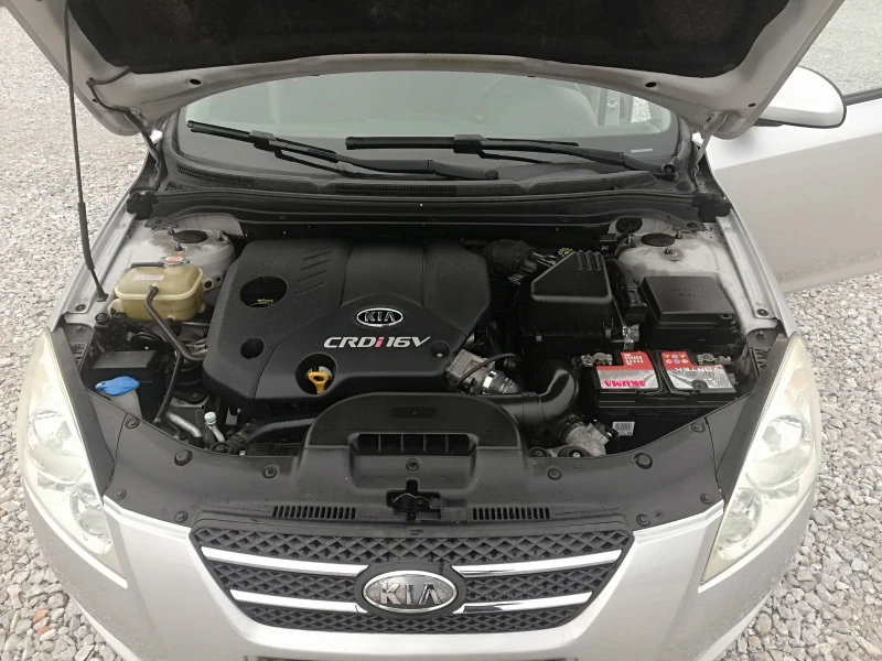 Kia Ceed 1.6crdi kli 90ks, снимка 15 - Автомобили и джипове - 52816137