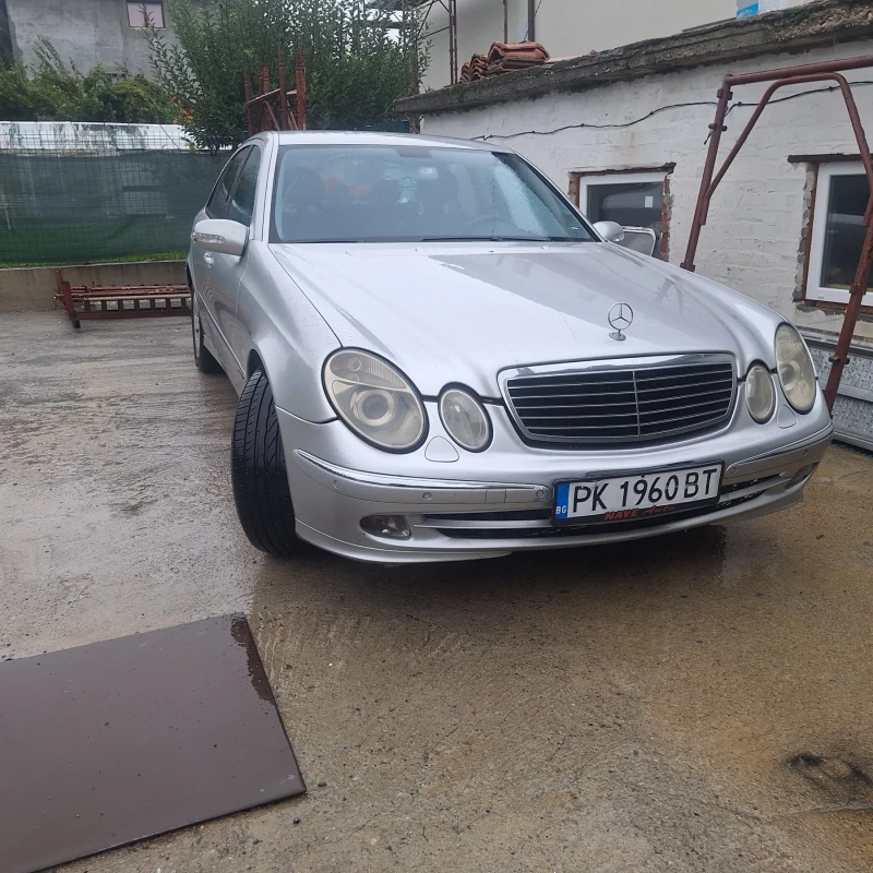 Mercedes-Benz E 270 2.7, снимка 3 - Автомобили и джипове - 53287388