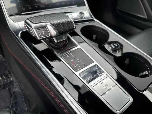 Audi Rs6 4.0T QUATTRO, снимка 17 - Автомобили и джипове - 54518079
