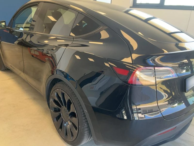 Tesla Model Y Performance AWD, снимка 3 - Автомобили и джипове - 54916277