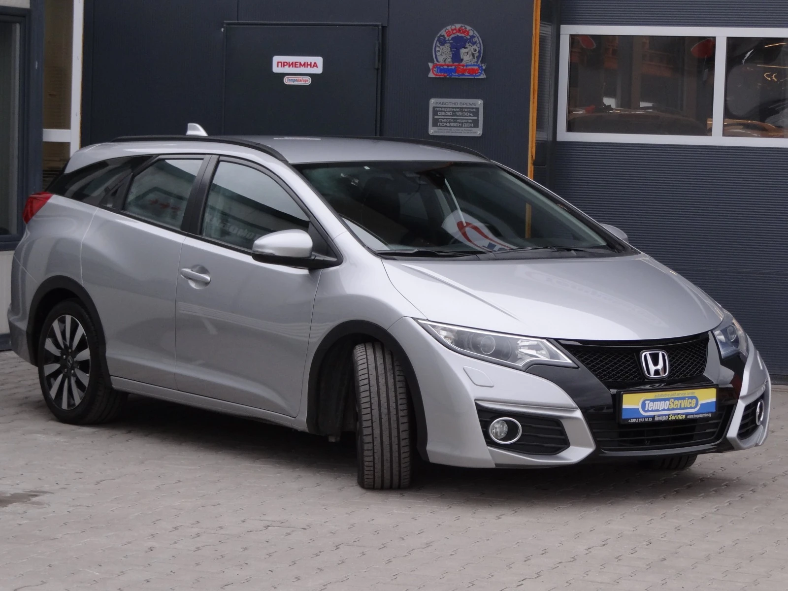 Honda Civic Tourer 1.6 i-dtec / NAVI / CAMERA / LED /Euro-6B/ - изображение 6