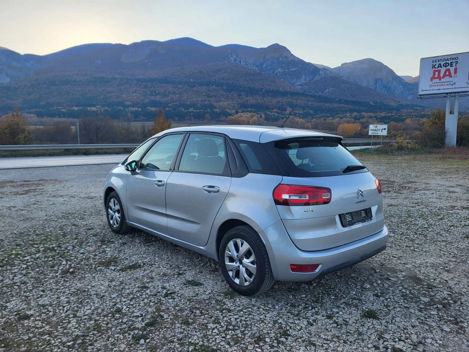 Citroen C4 Picasso 1.6HDi - изображение 3