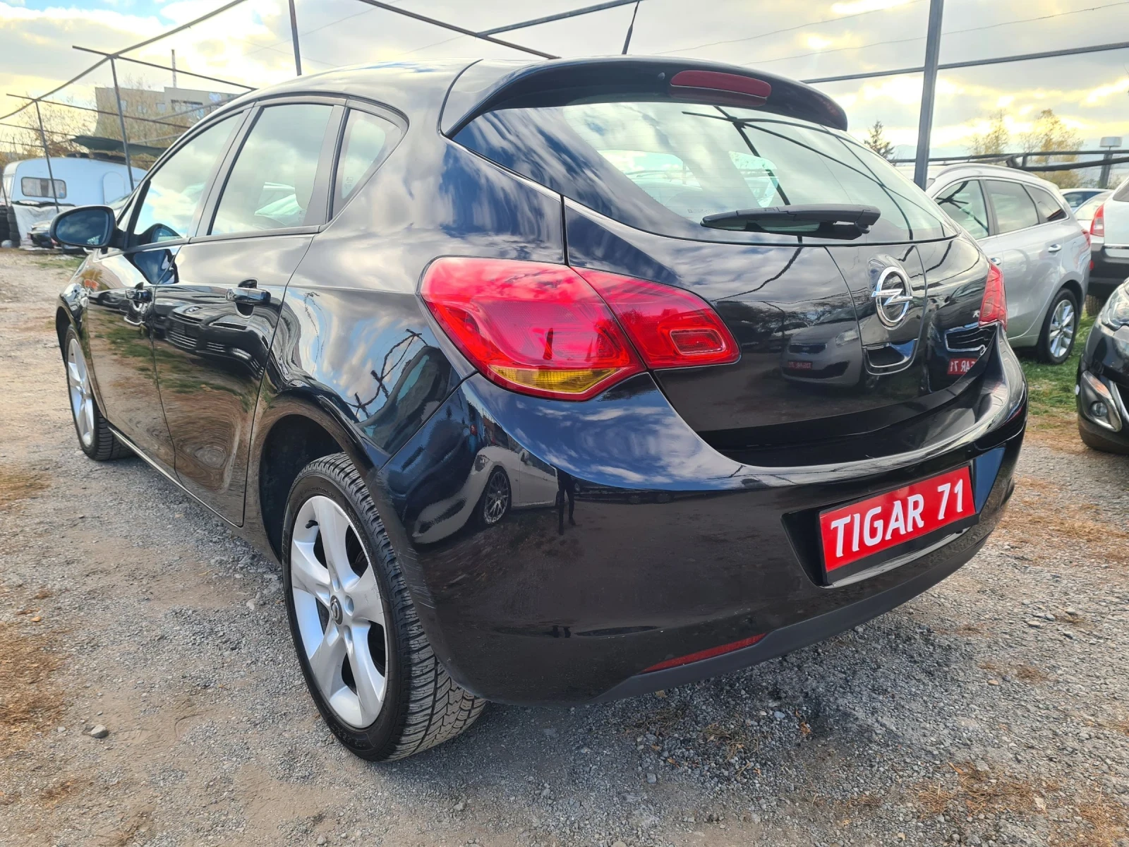 Opel Astra 1.7CDTi 110p.s  - изображение 6