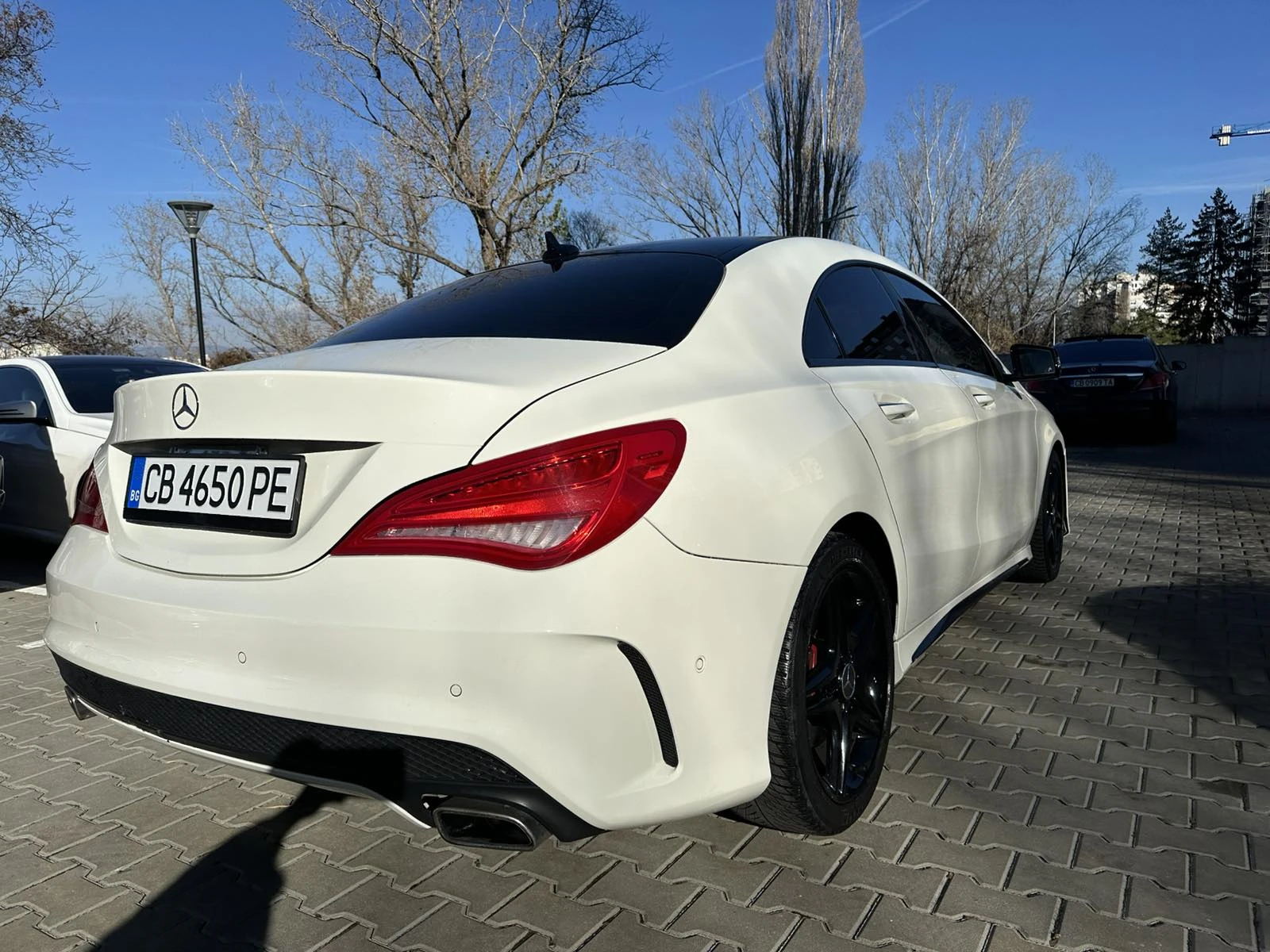 Mercedes-Benz CLA 250 4MATIC AMG LINE/KEYLESS/CAMERA/AMBIENT - изображение 3