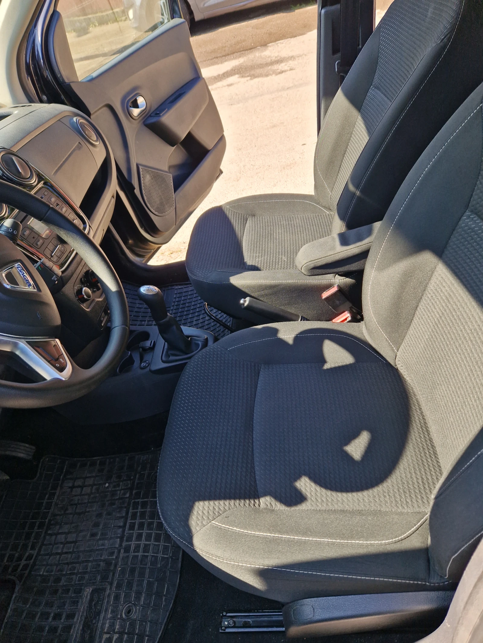 Dacia Dokker 1.6 Бензин - Газ клима 84000 км - изображение 10