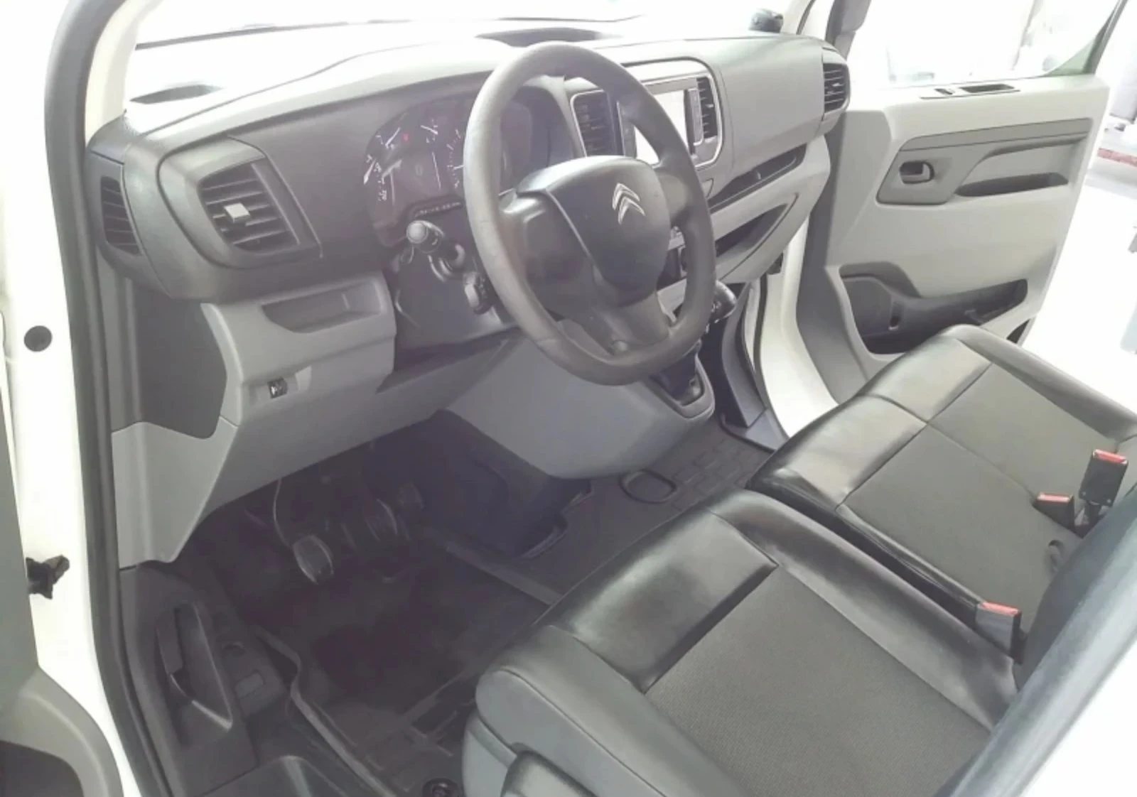 Citroen Jumpy 1.6 116кс 180000км - изображение 10