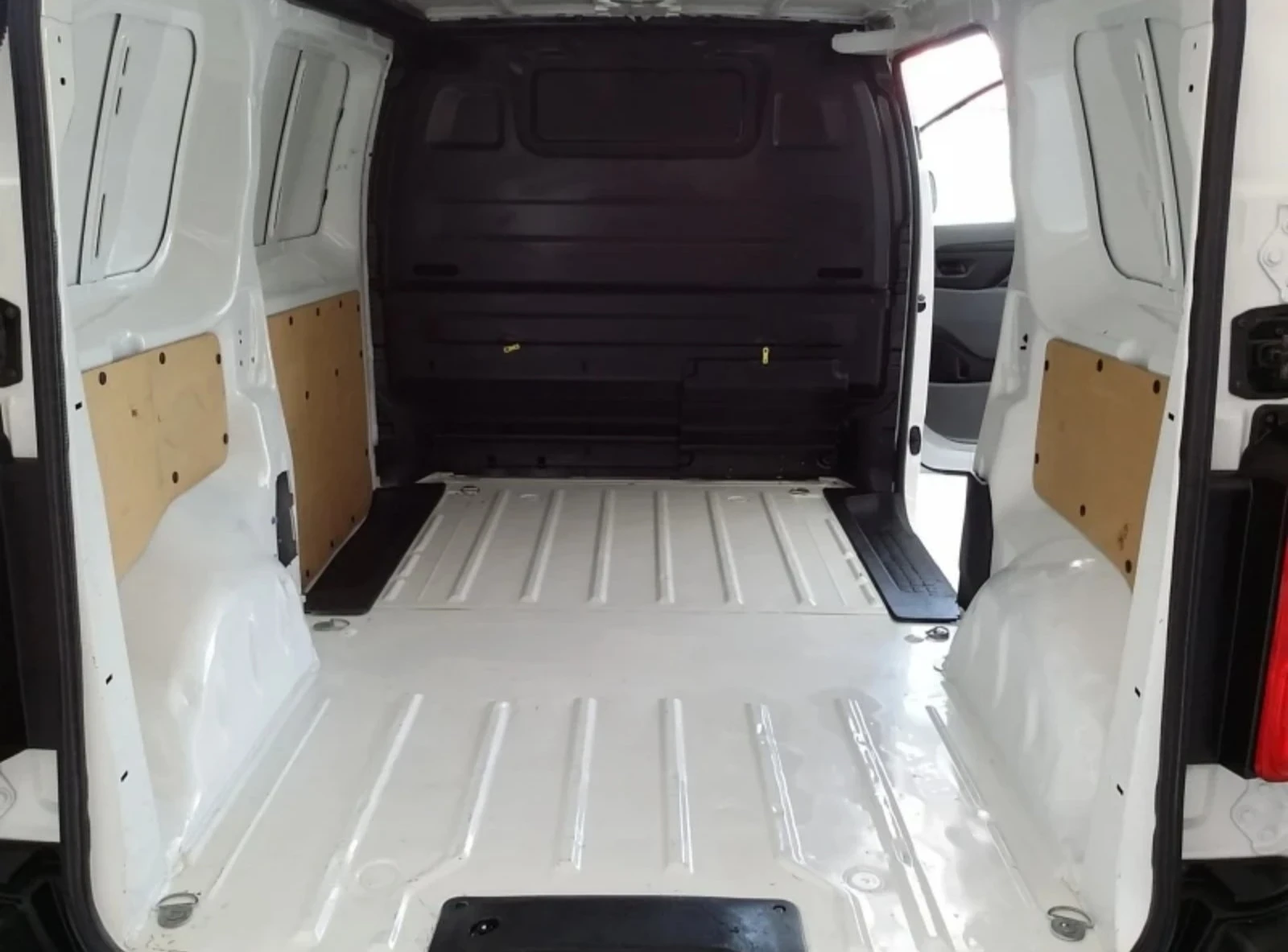 Citroen Jumpy 1.6 116кс 180000км - изображение 6