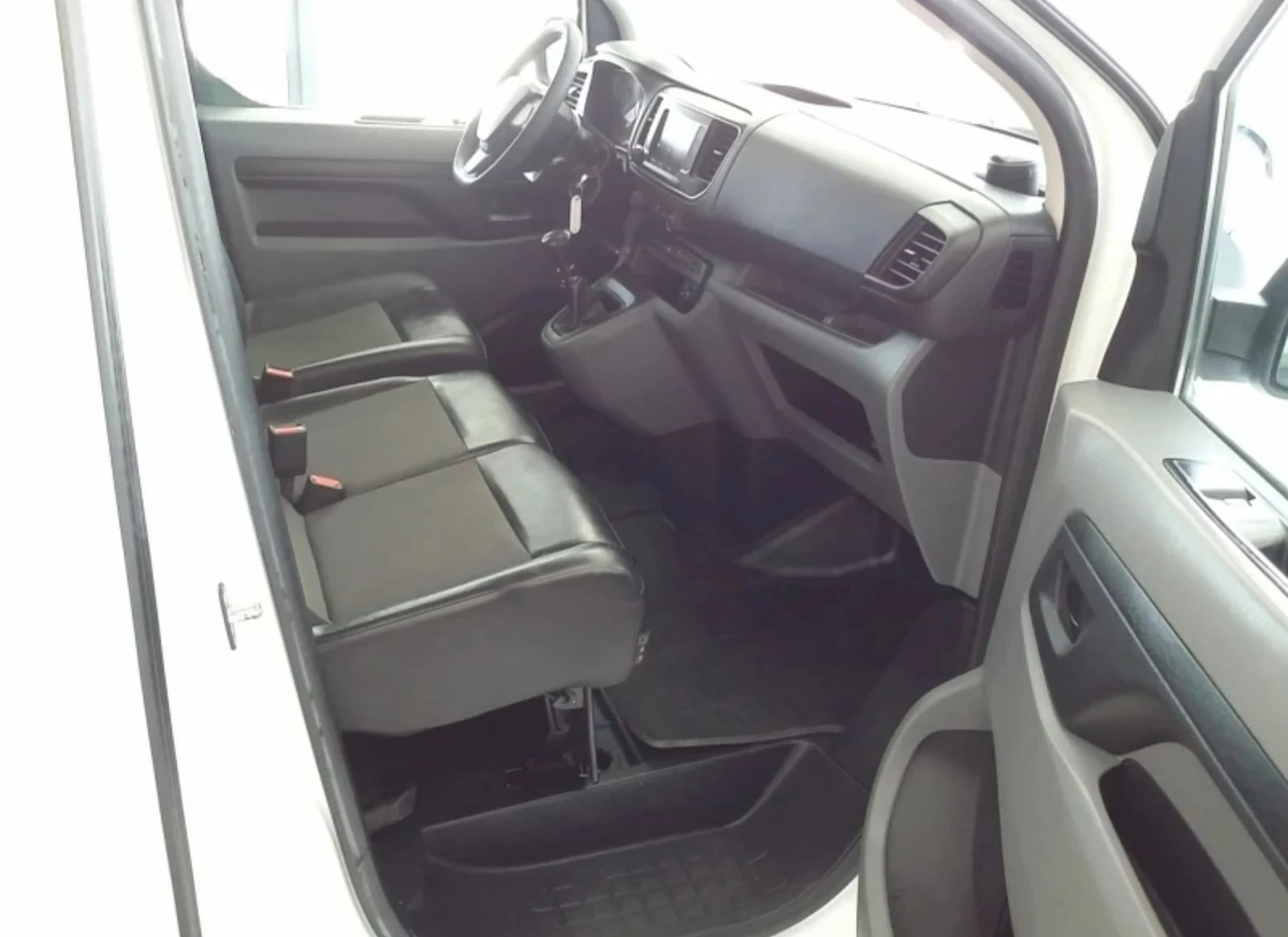Citroen Jumpy 1.6 116кс 180000км - изображение 8