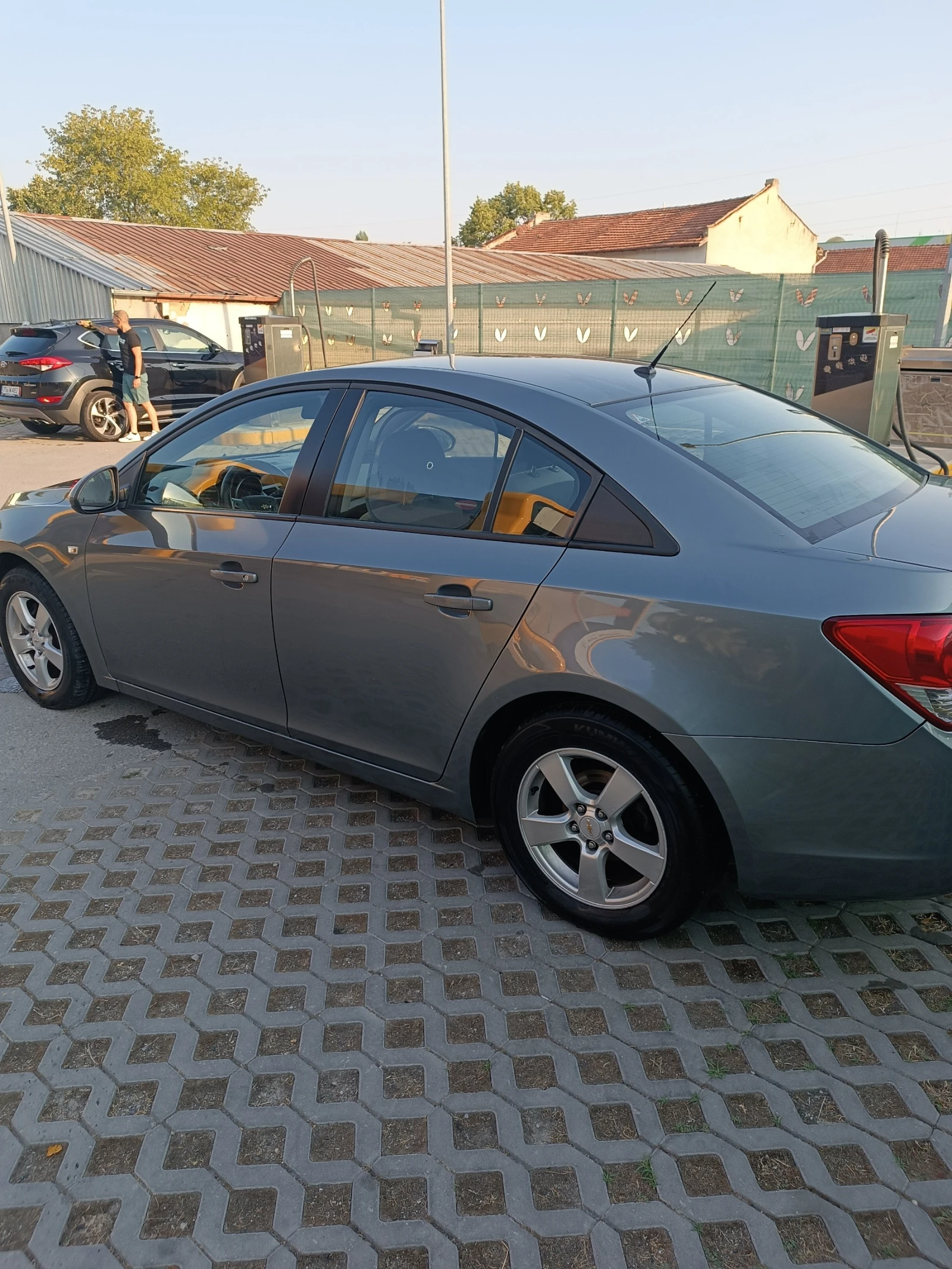 Chevrolet Cruze  - изображение 4