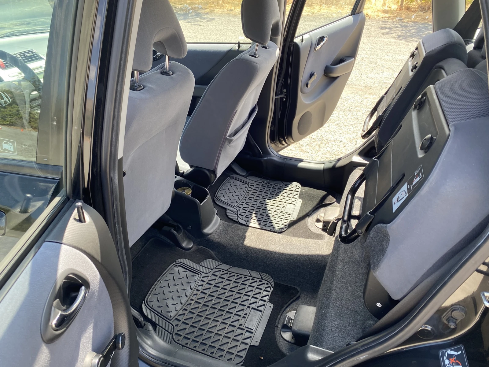 Honda Jazz  - изображение 10