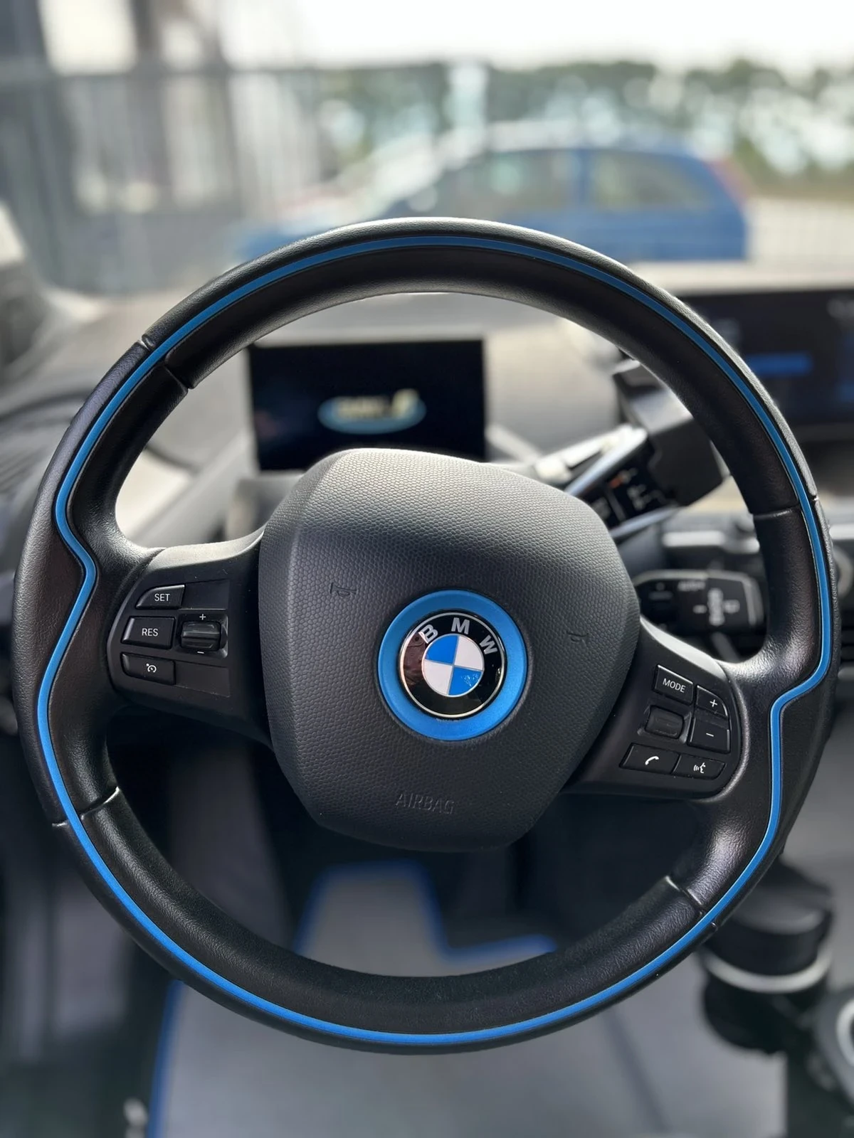 BMW i3 BMW LED, Термопомпа, подгрев, Harman Kardon, Face - изображение 5