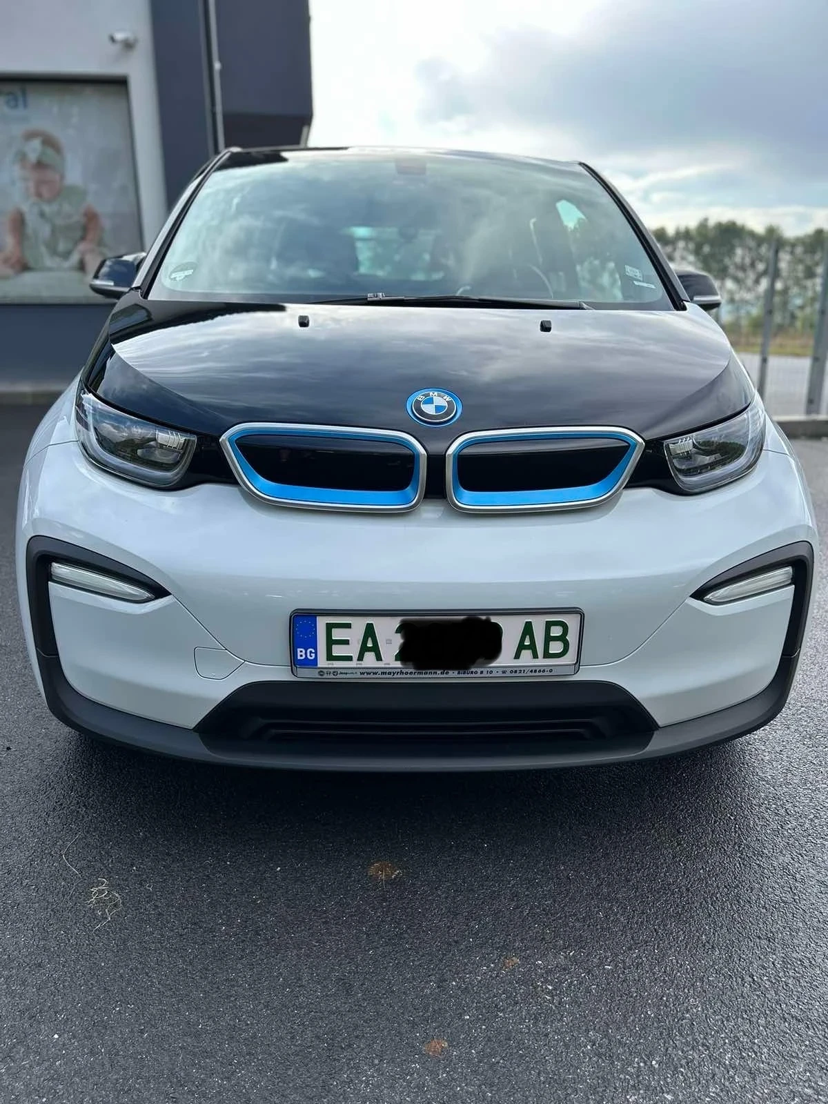 BMW i3 BMW LED, Термопомпа, подгрев, Harman Kardon, Face - изображение 8