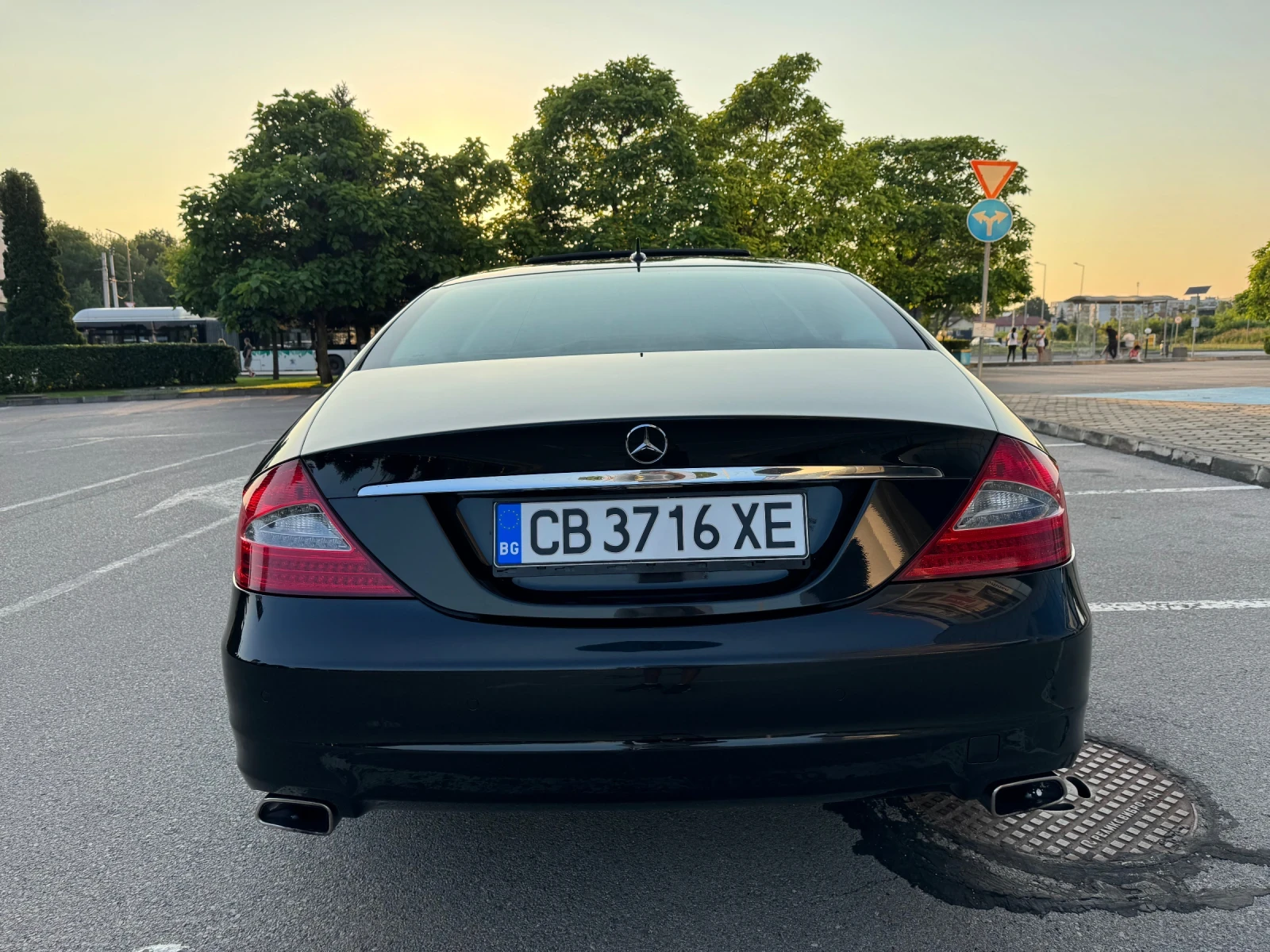 Mercedes-Benz CLS 350 Facelift / Harman Kardon | Mobile.bg — изображение 7