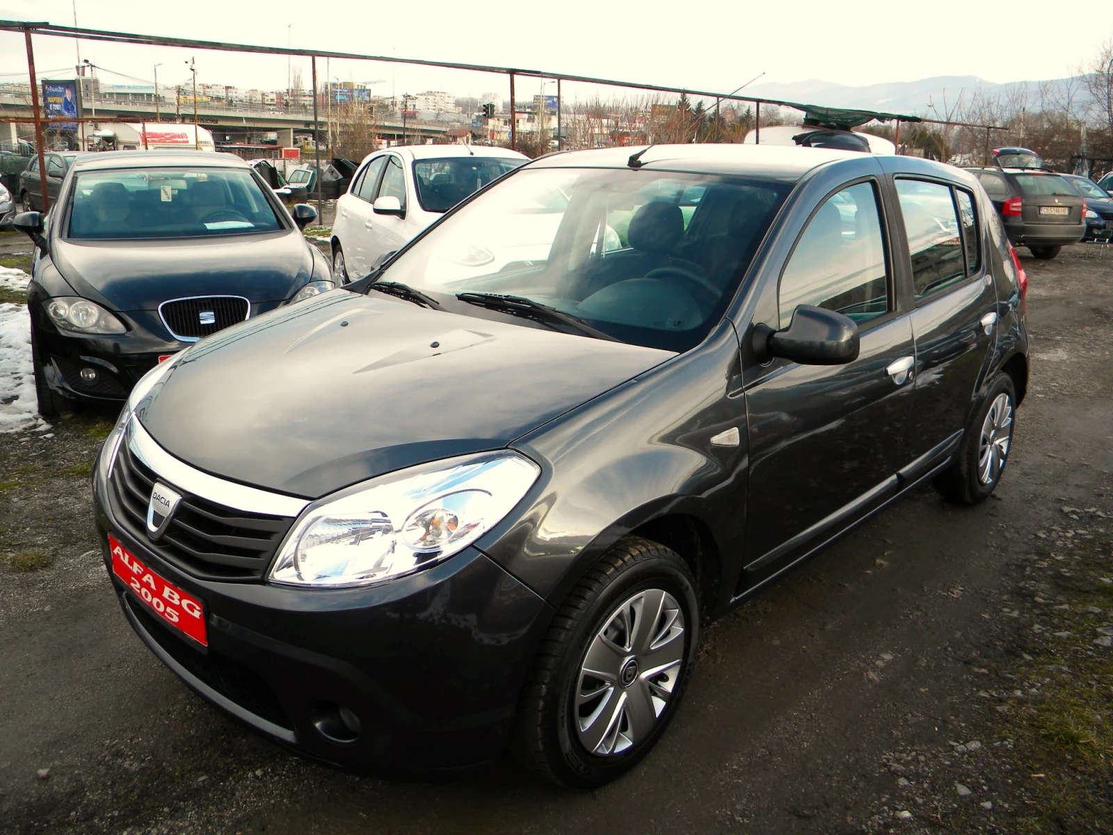 Dacia Sandero 1.4* ����� ���������* ����4 | Mobile.bg � ����������� 1