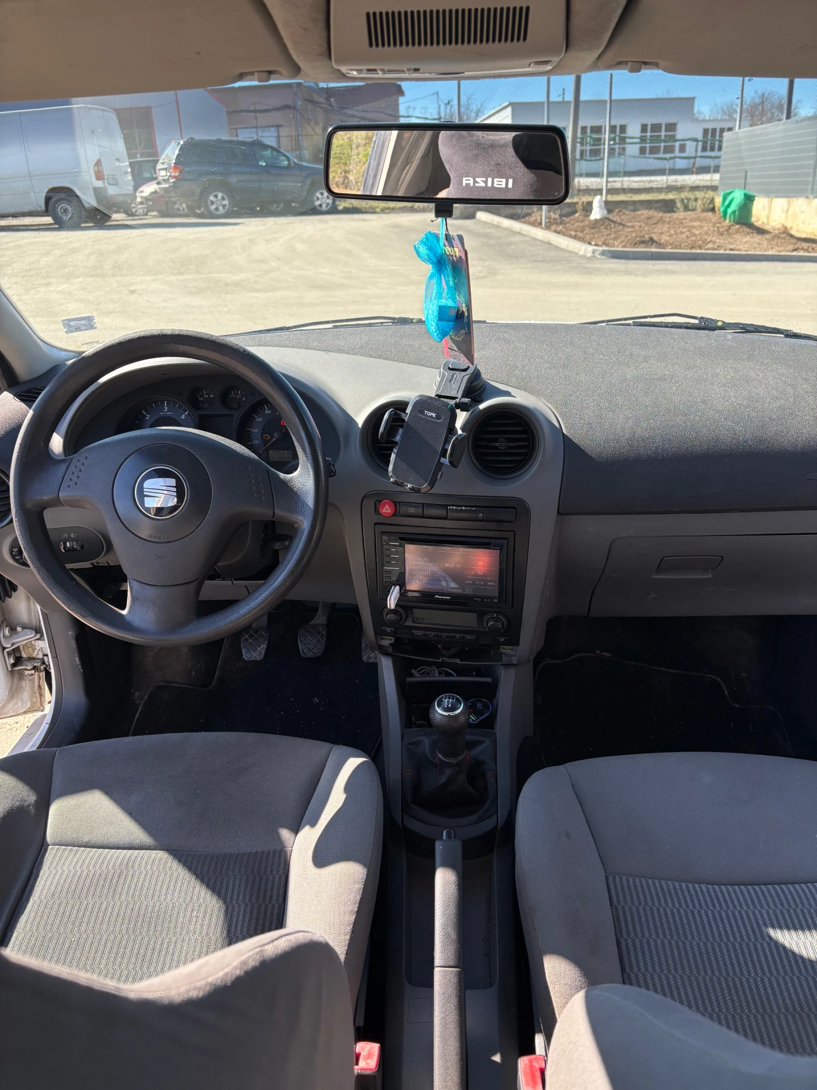 Seat Ibiza  - изображение 9