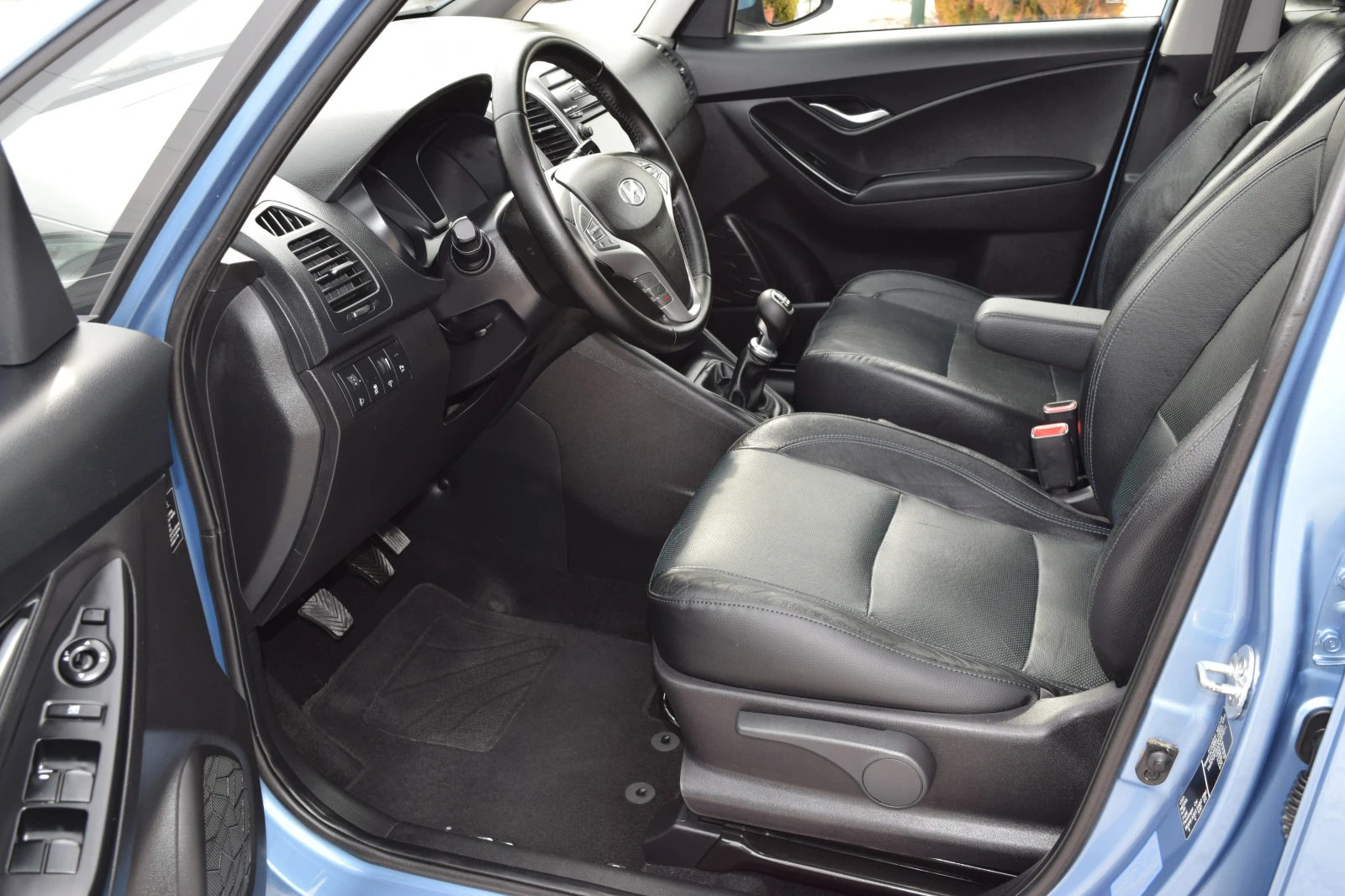 Hyundai Ix20 1.4crdi* Euro5* ����* ����* ������* ��������*  | Mobile.bg � ����������� 8