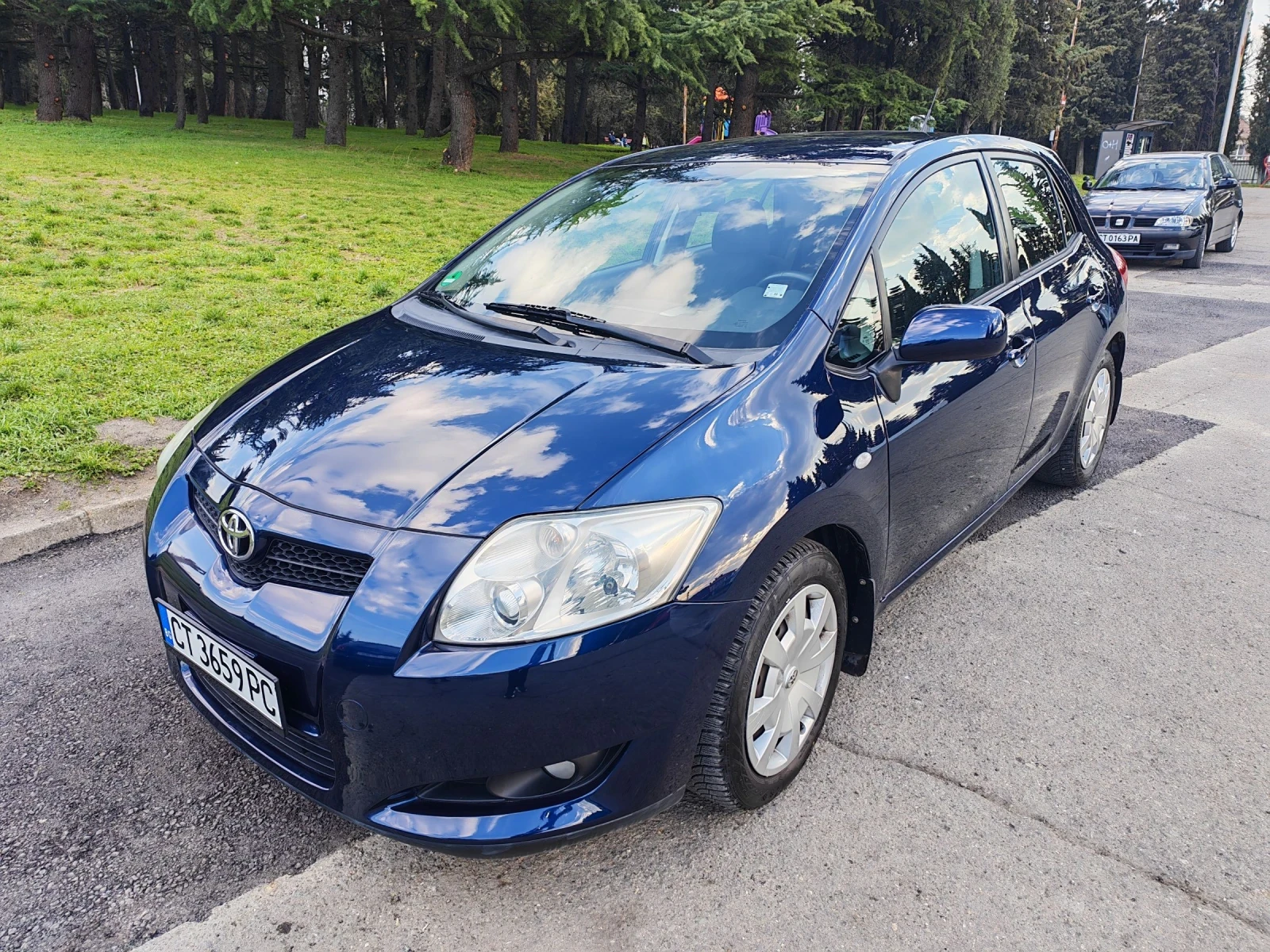 Toyota Auris 1.6 Газов инжекцион, снимка 14 - Автомобили и джипове - 53737761