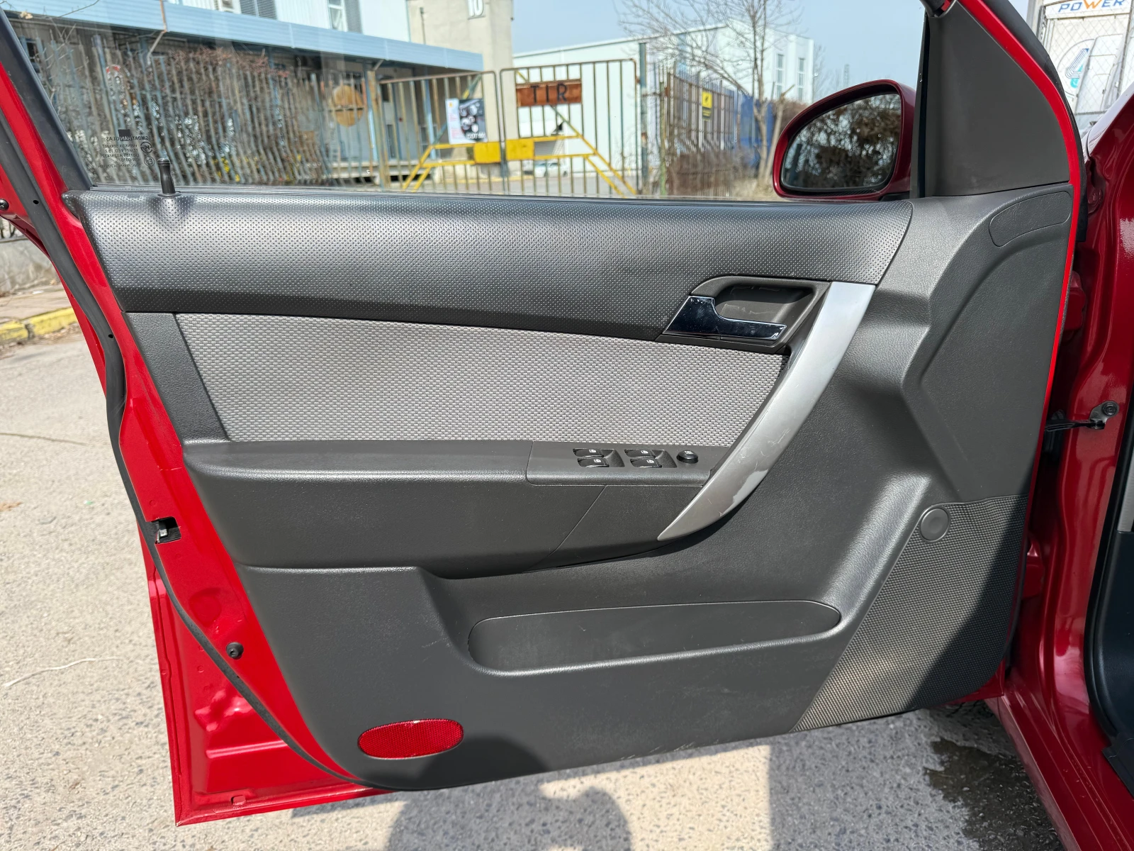 Chevrolet Aveo 1.2i Facelift, снимка 11 - Автомобили и джипове - 53758457