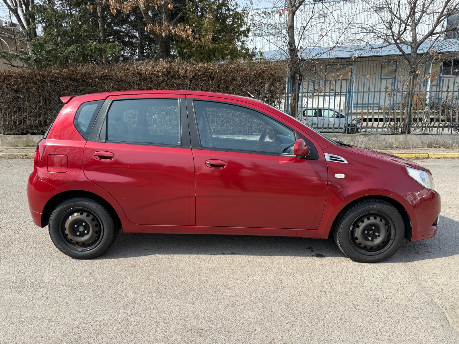 Chevrolet Aveo 1.2i Facelift, снимка 5 - Автомобили и джипове - 53758457