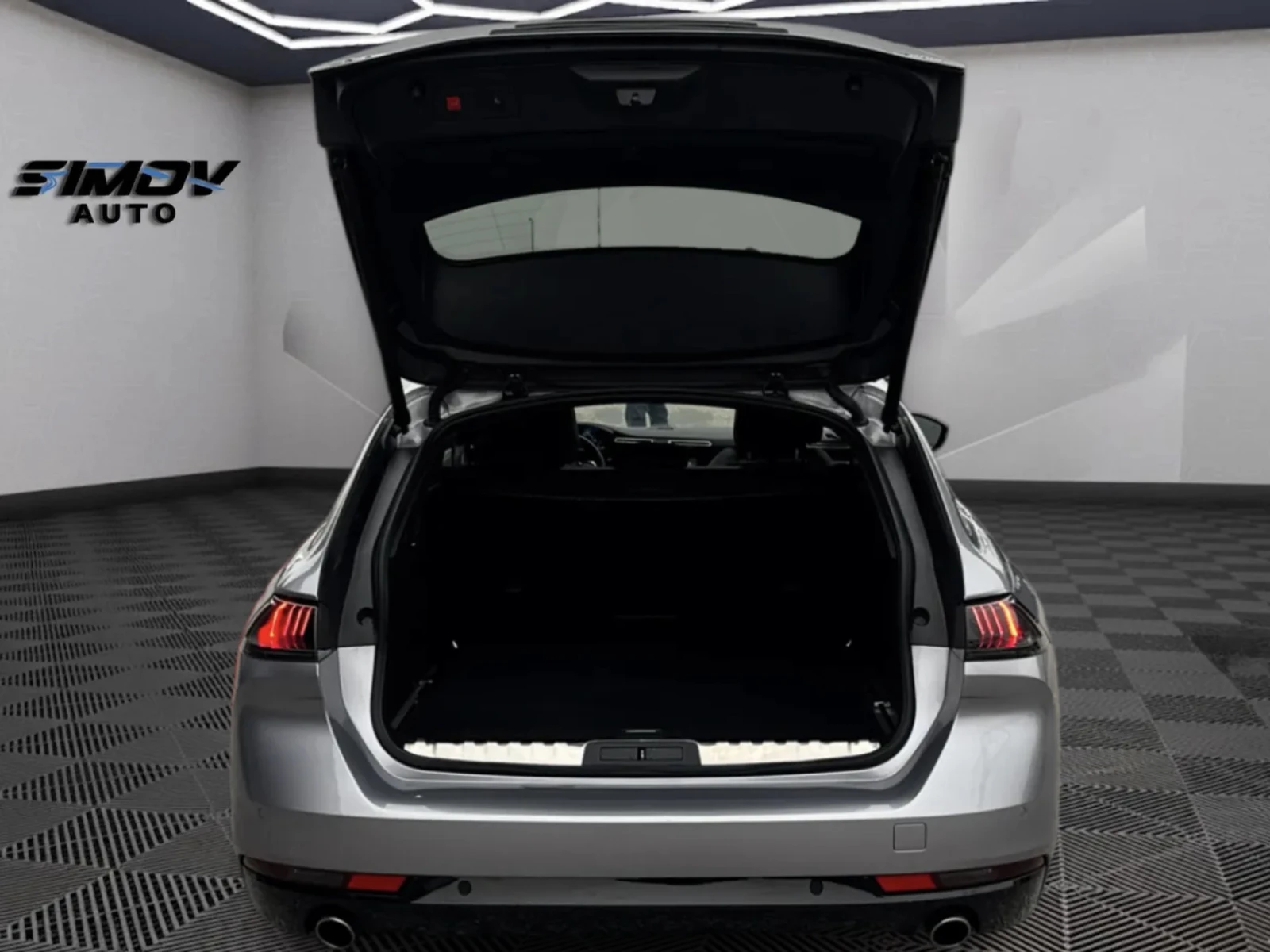 Peugeot 508 PLUG-IN HYBRID 225КС. GT-LINE ДИСТРОНИК KEYLESSGO, снимка 7 - Автомобили и джипове - 53776789