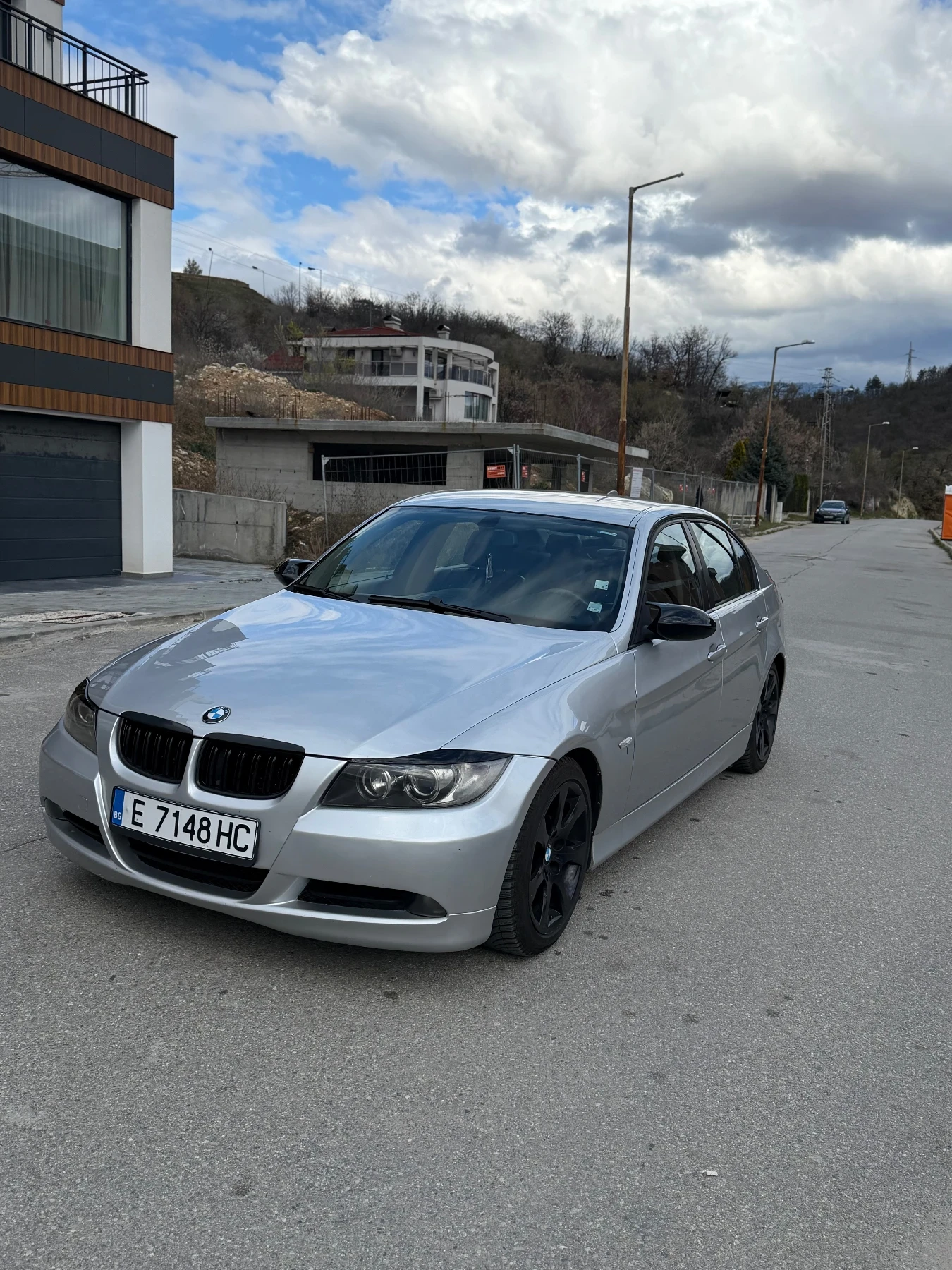 BMW 320, снимка 2 - Автомобили и джипове - 54030083