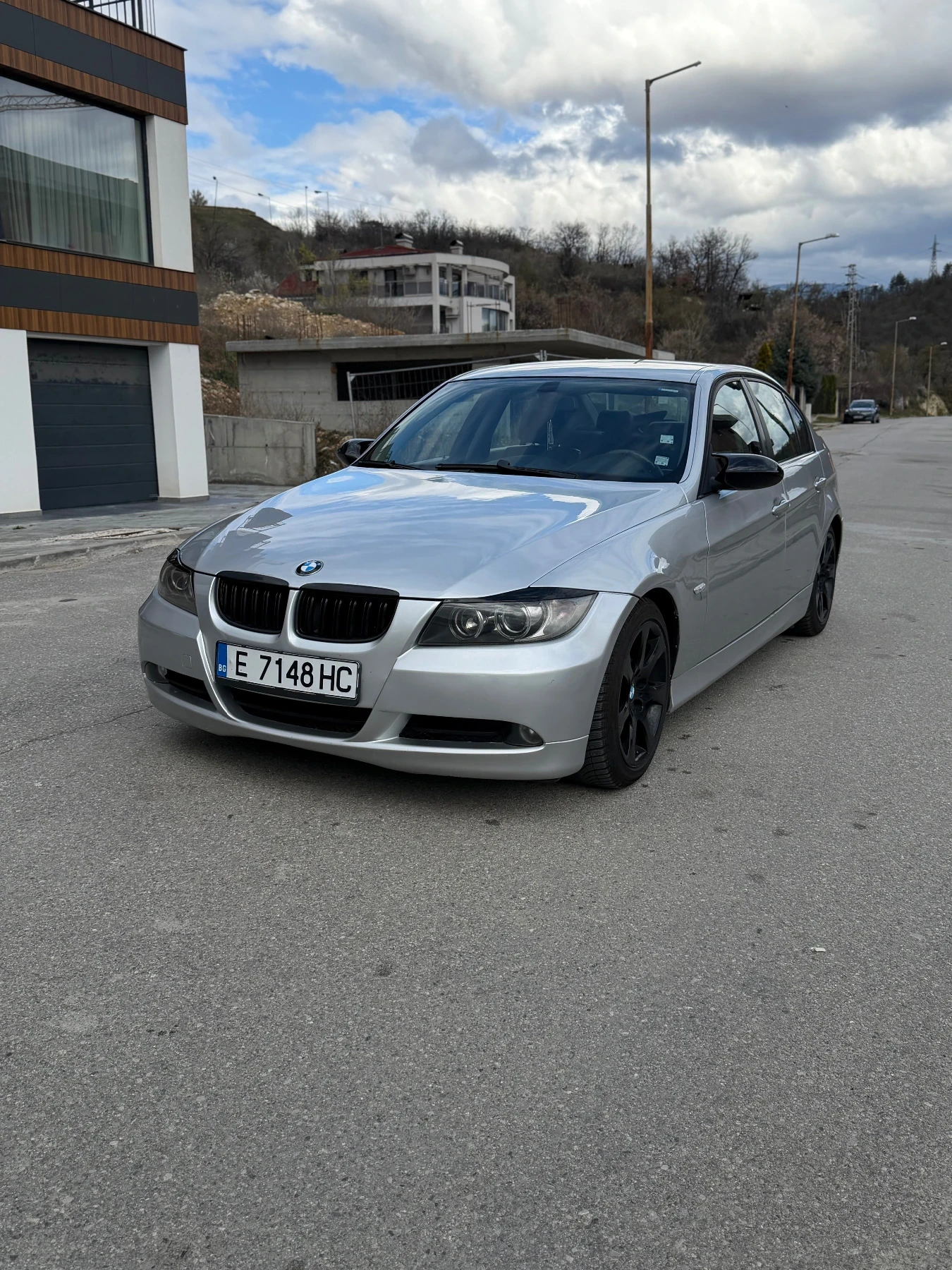 BMW 320, снимка 9 - Автомобили и джипове - 54030083