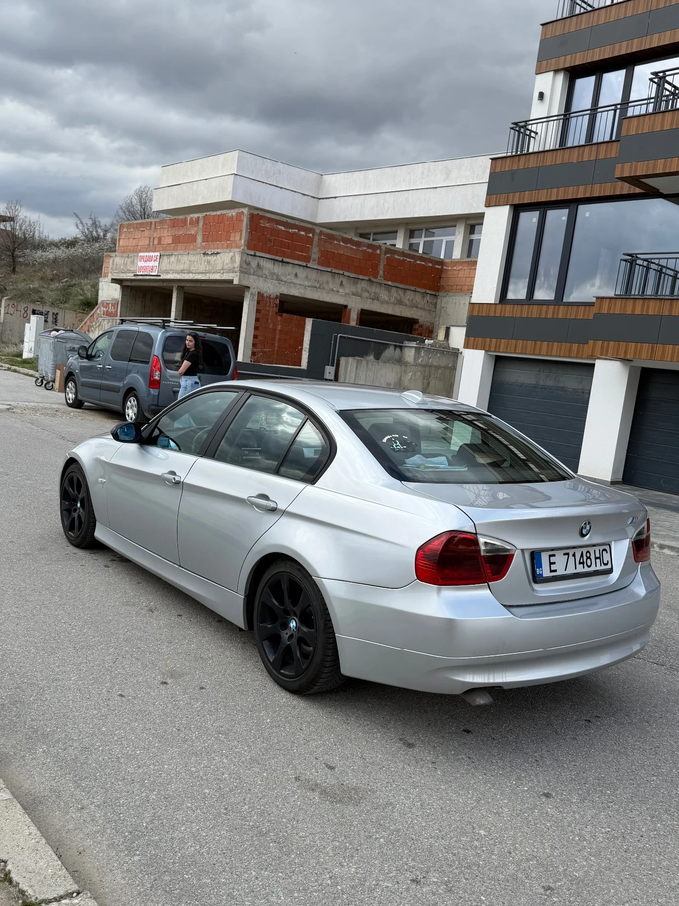 BMW 320, снимка 4 - Автомобили и джипове - 54030083