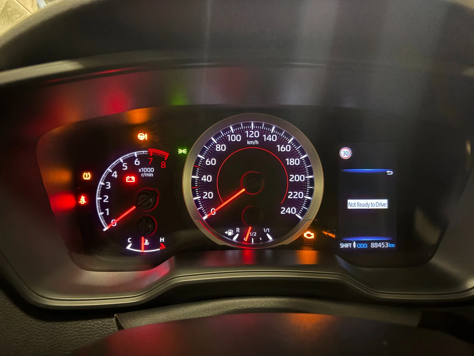 Toyota Corolla, снимка 7 - Автомобили и джипове - 54182665