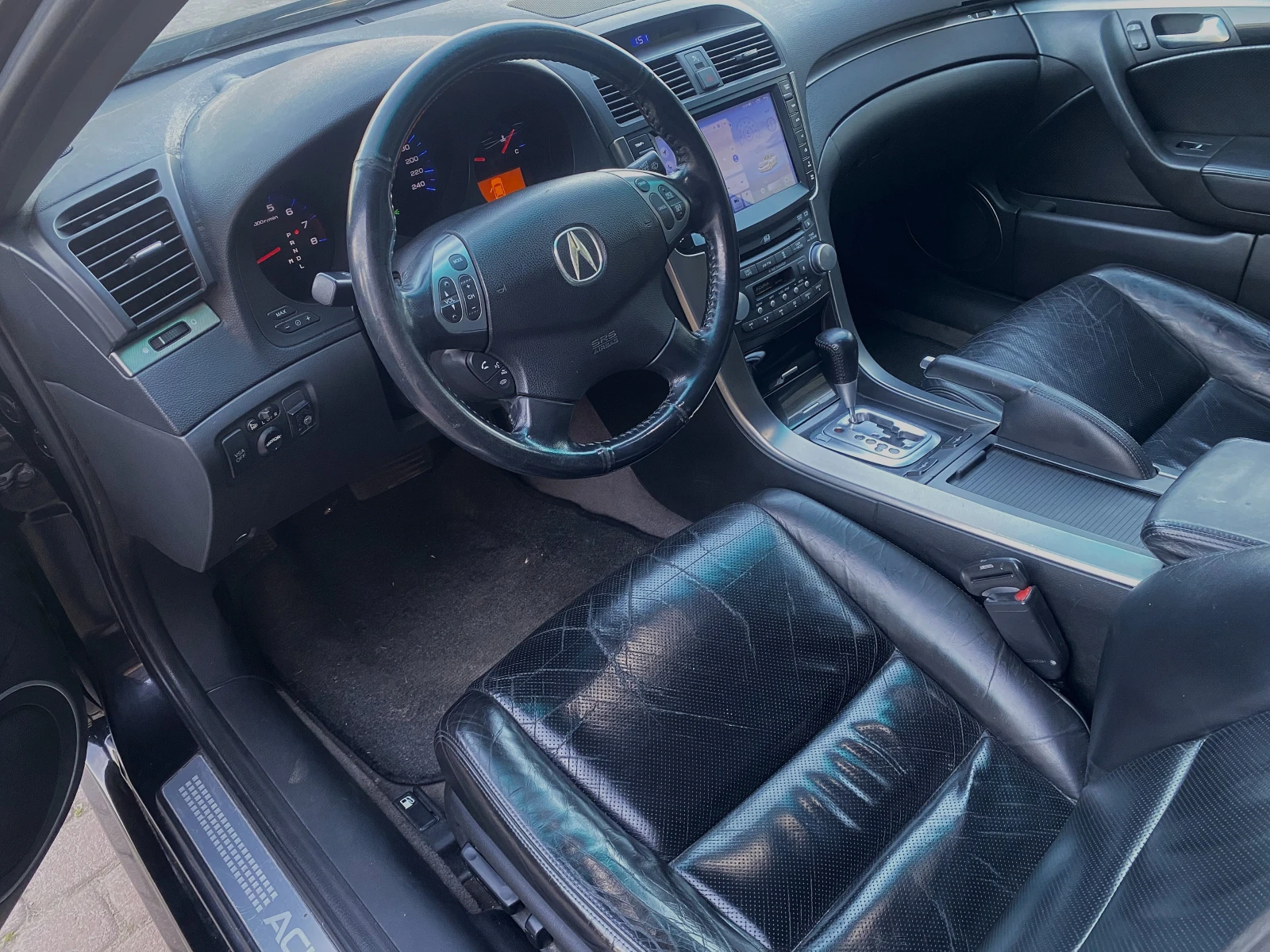 Acura Tl 3.2 vtec, снимка 9 - Автомобили и джипове - 54306864