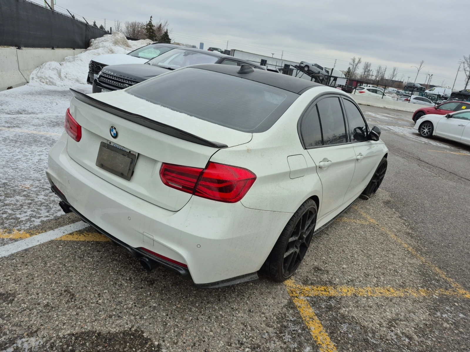 BMW 330 i xDrive* * M-PACK* * CARFAX* * , снимка 5 - Автомобили и джипове - 54387460