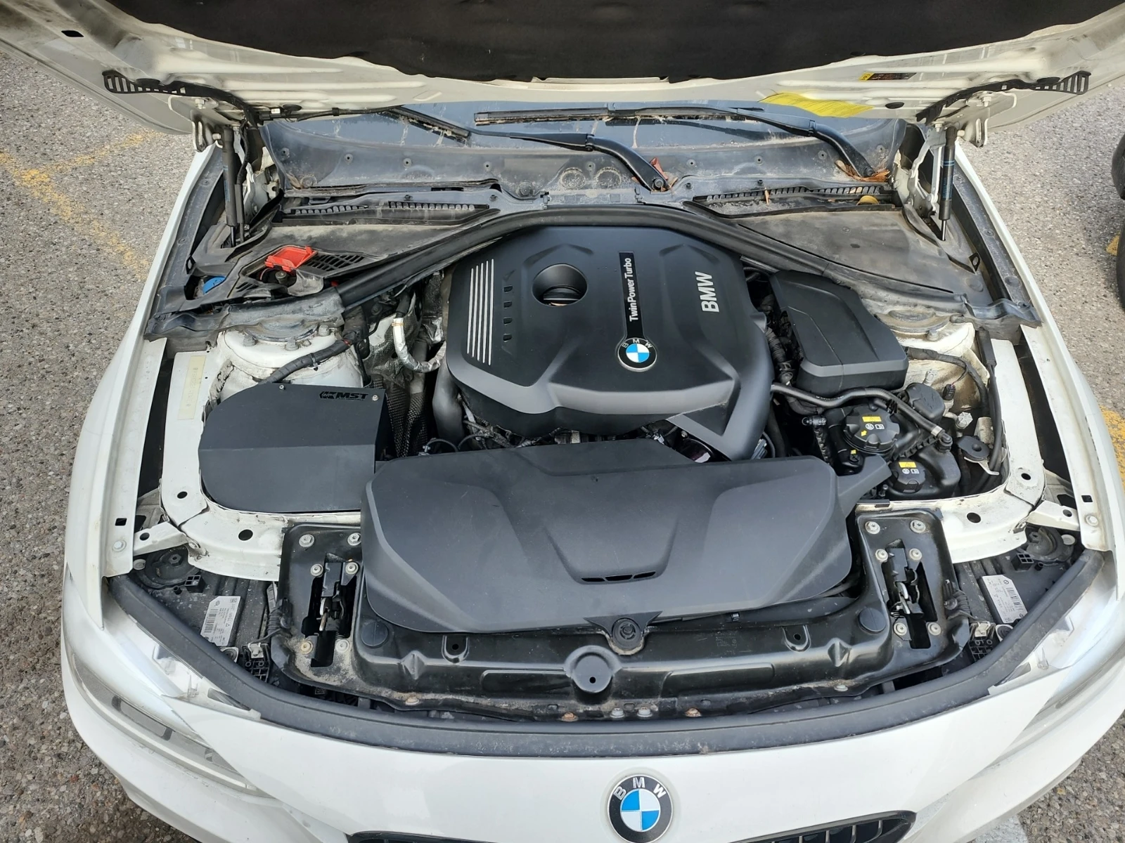 BMW 330 i xDrive* * M-PACK* * CARFAX* * , снимка 9 - Автомобили и джипове - 54387460