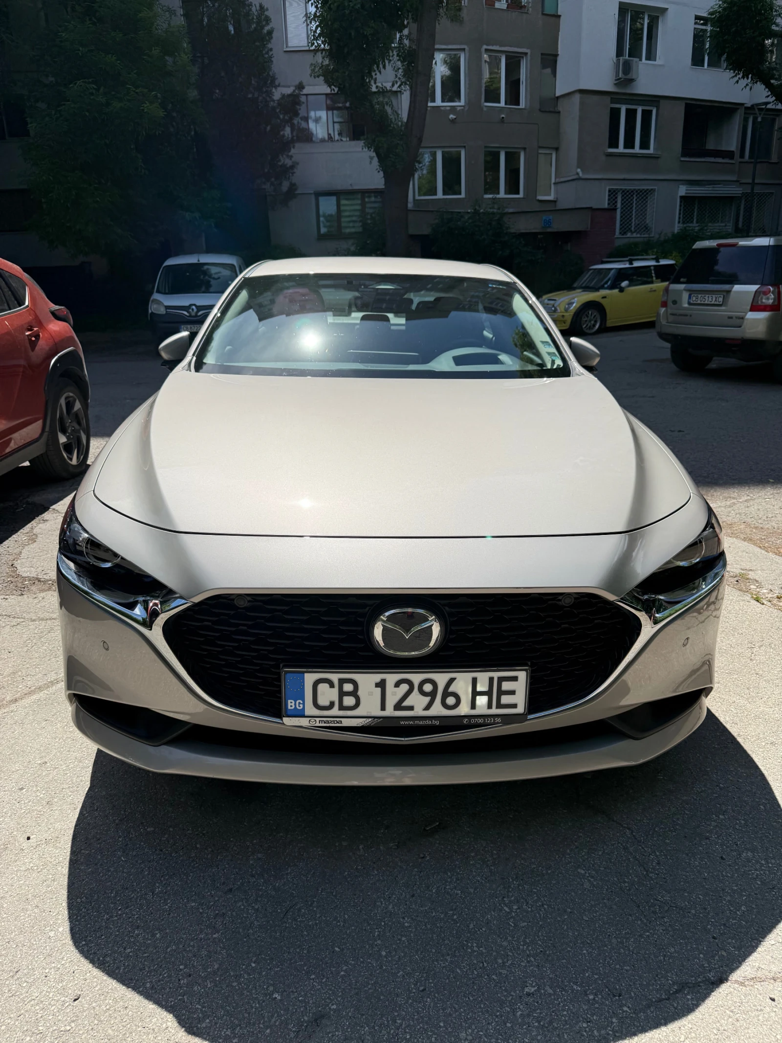 Mazda 3 Exclusive line
