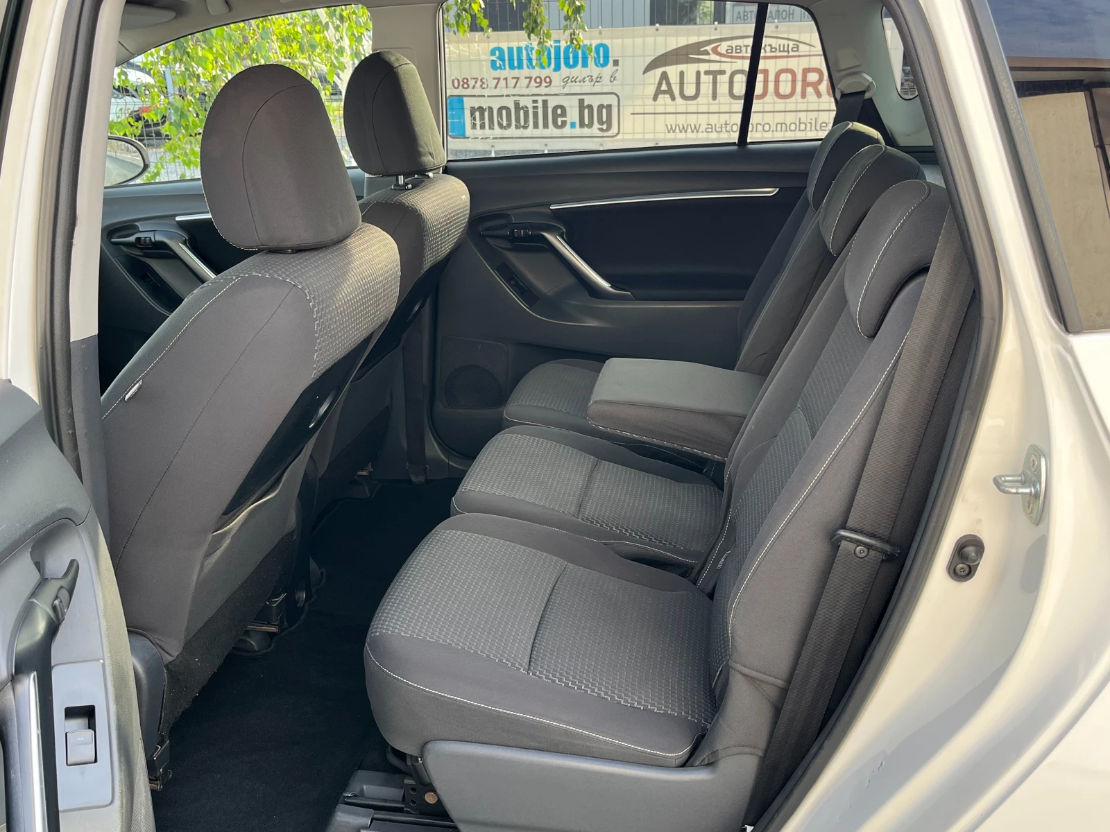 Toyota Verso 1.6D4D-Навигация, Камера, снимка 14 - Автомобили и джипове - 54774042