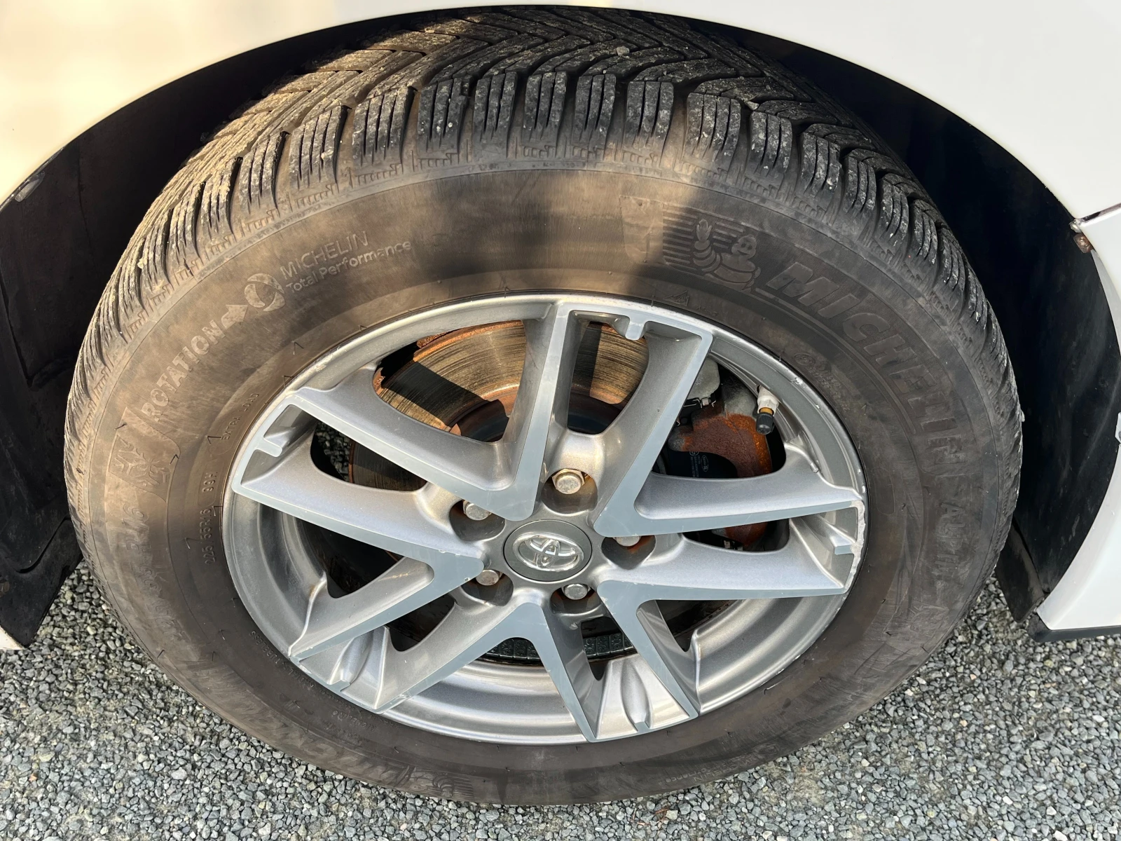 Toyota Verso 1.6D4D-Навигация, Камера, снимка 16 - Автомобили и джипове - 54774042