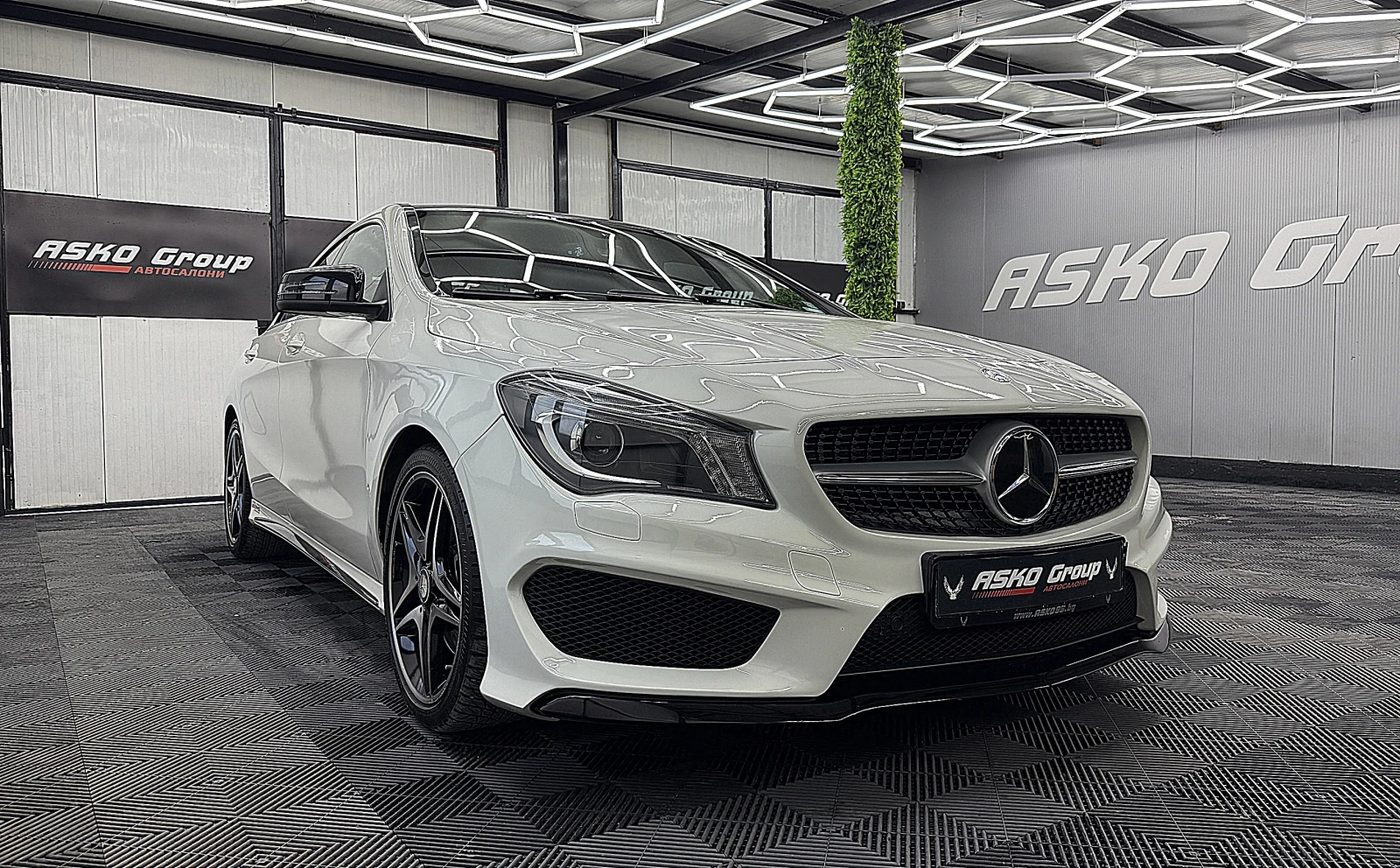 Mercedes-Benz CLA 250 4-MATIC/AMG/PANORAMA/СОБСТВЕН ЛИЗИНГ, снимка 3 - Автомобили и джипове - 54837568