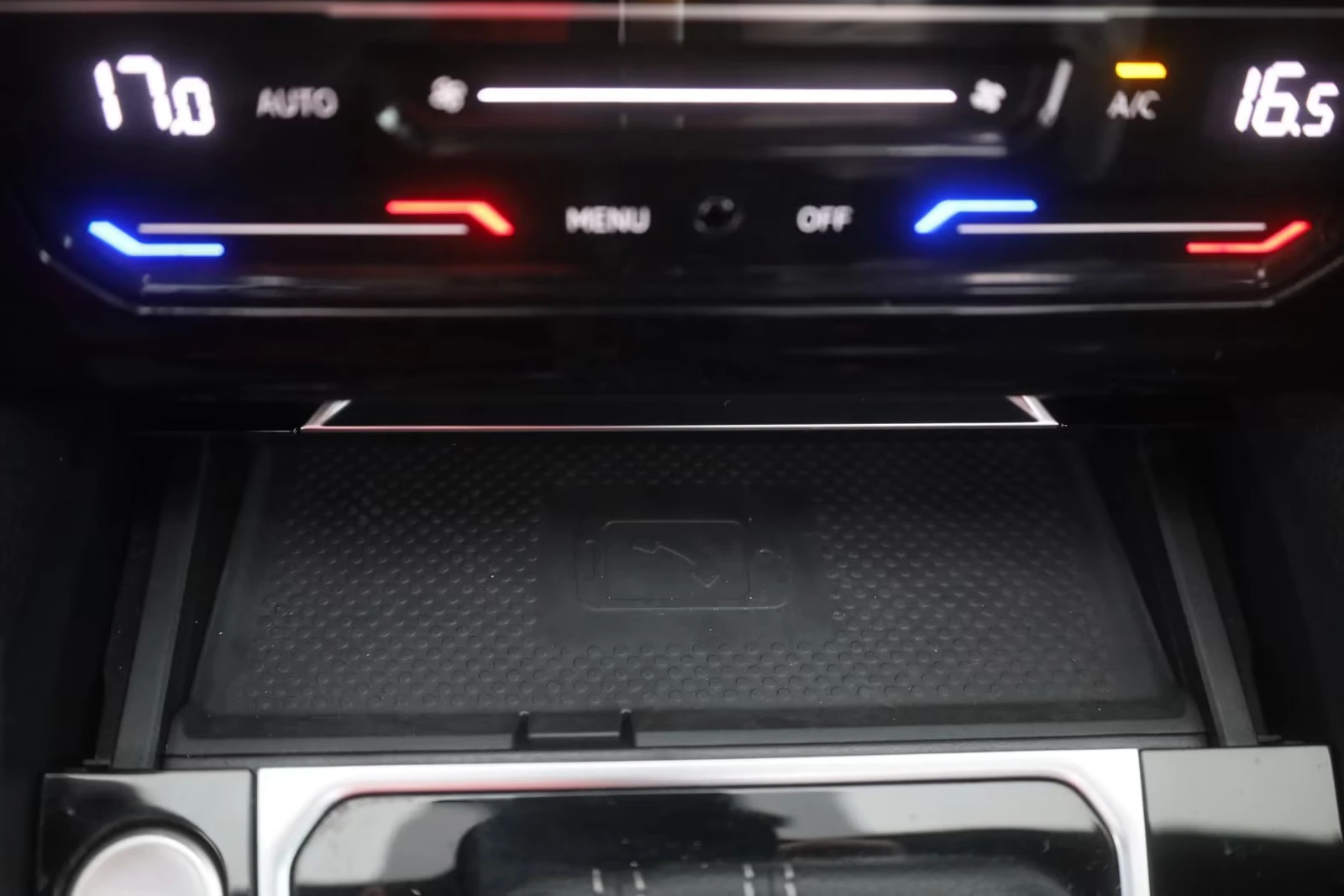 VW Arteon SHOOTING BRAKE R-LINE 100% РЕАЛНИ КМ- КОМЕНТАР, снимка 11 - Автомобили и джипове - 55238924