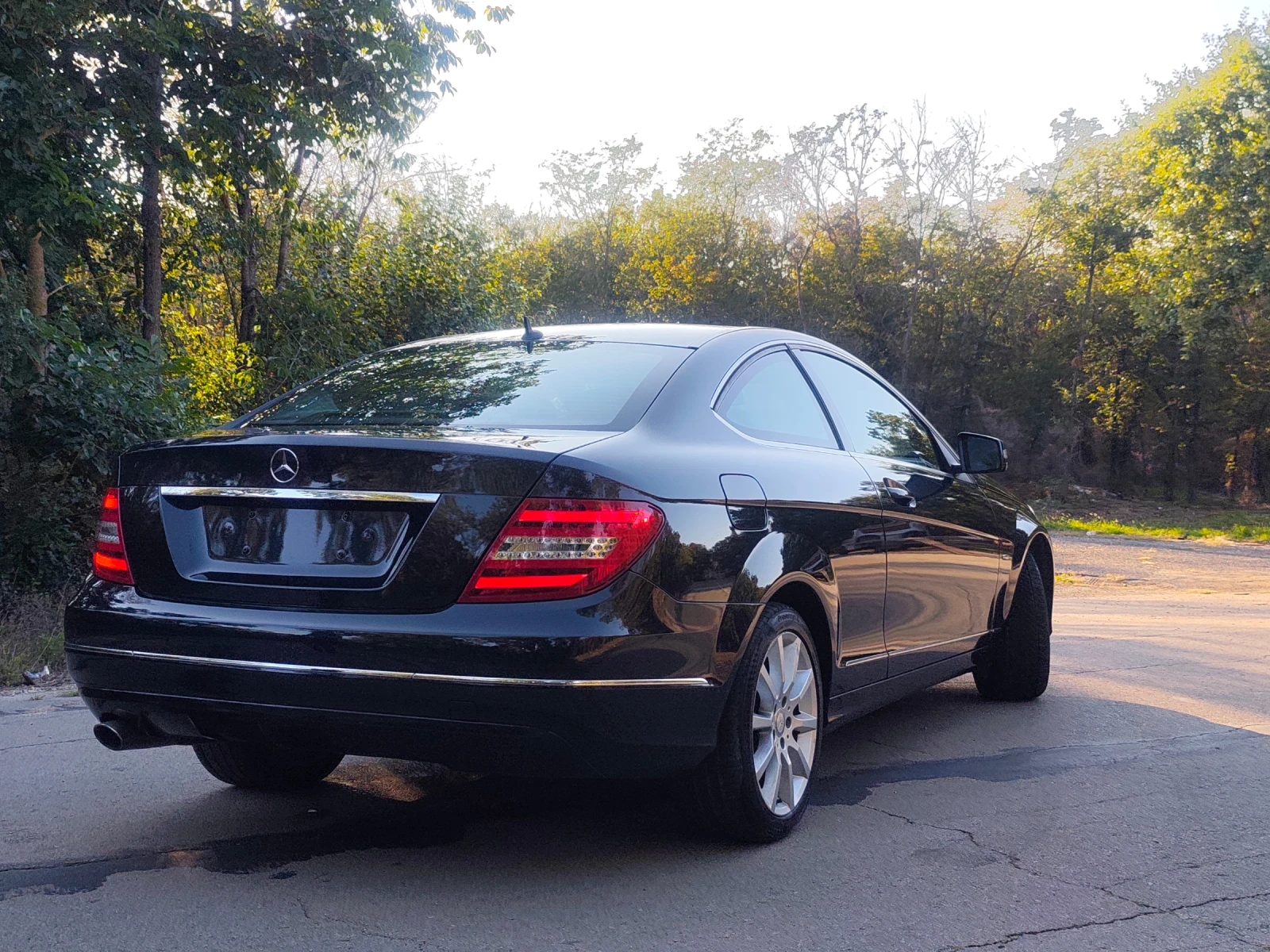 Mercedes-Benz C 220, снимка 4 - Автомобили и джипове - 55716789