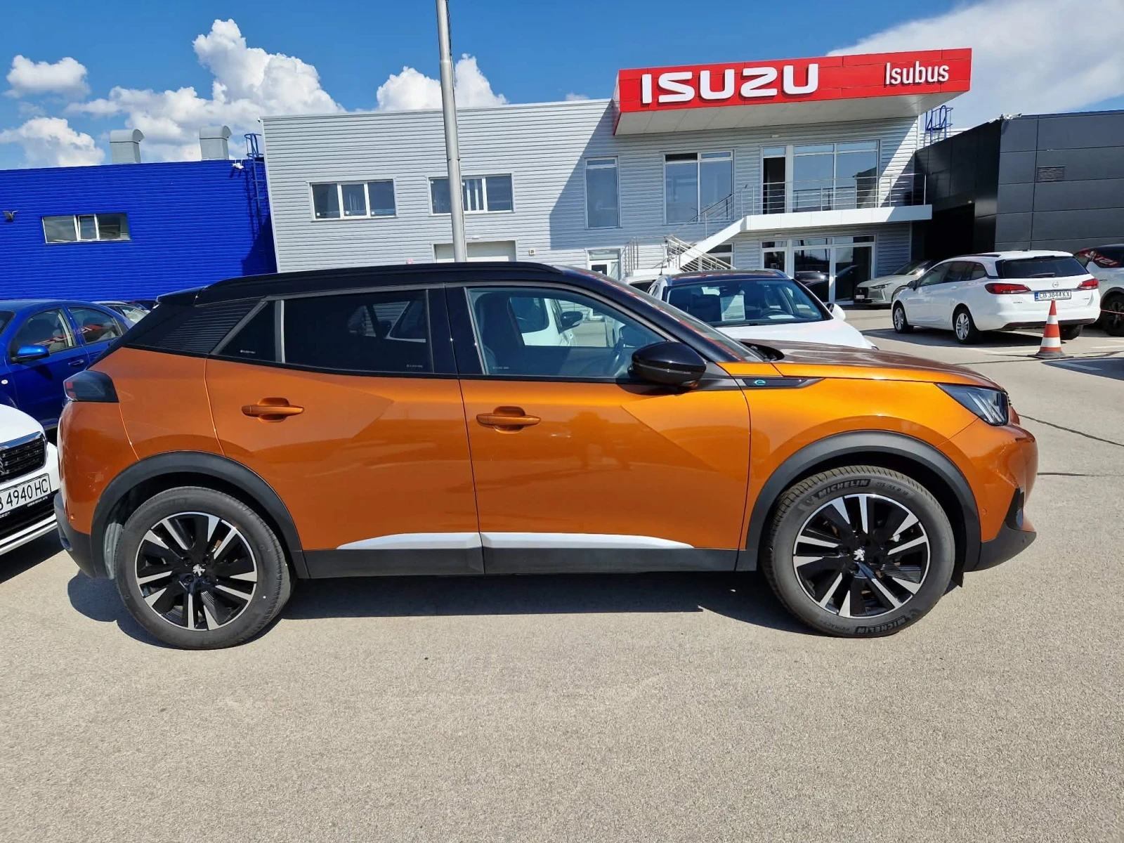 Peugeot 2008 E-2008, снимка 2 - Автомобили и джипове - 55810888