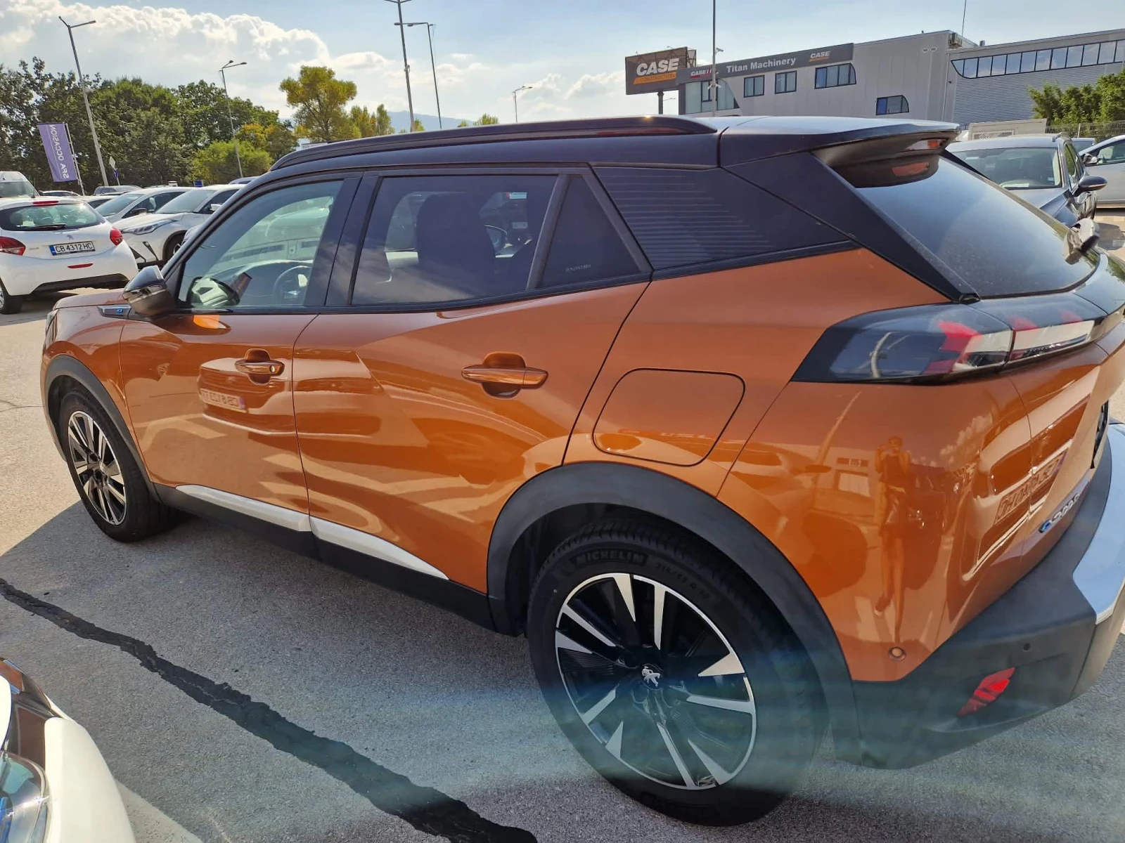Peugeot 2008 E-2008, снимка 3 - Автомобили и джипове - 55810888