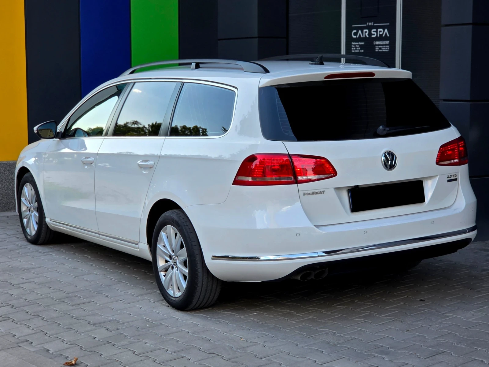 VW Passat 2.0 TDI * Full LED * AndroidAuto/CarPlay * Обслуже, снимка 6 - Автомобили и джипове - 55950684